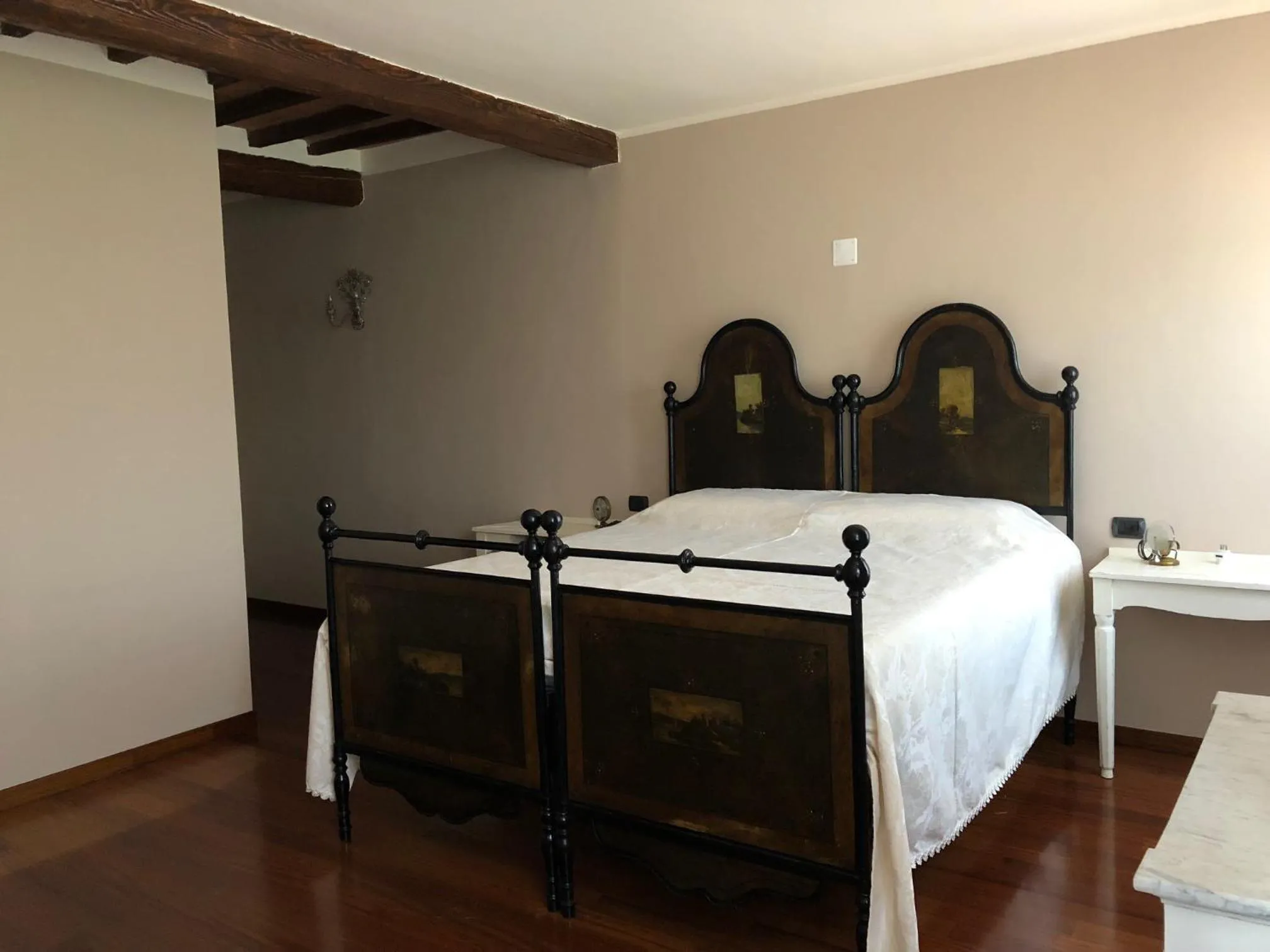 Bed in VIA D' ESTE 8