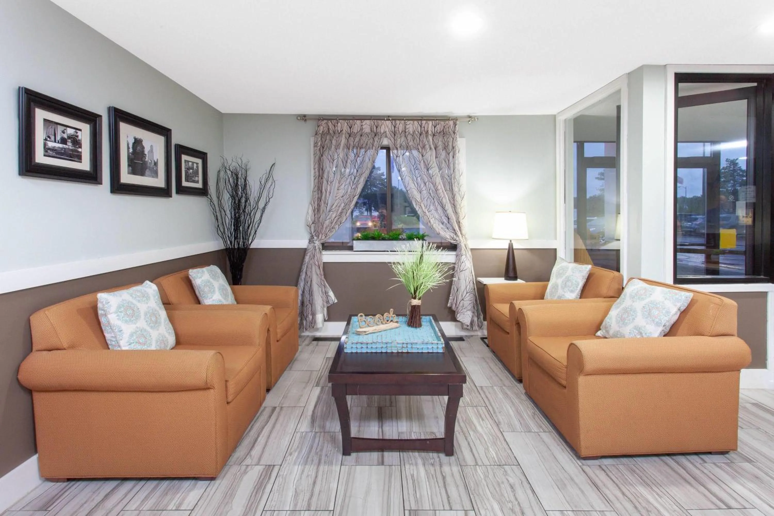 Lobby or reception in Baymont by Wyndham Grand Haven