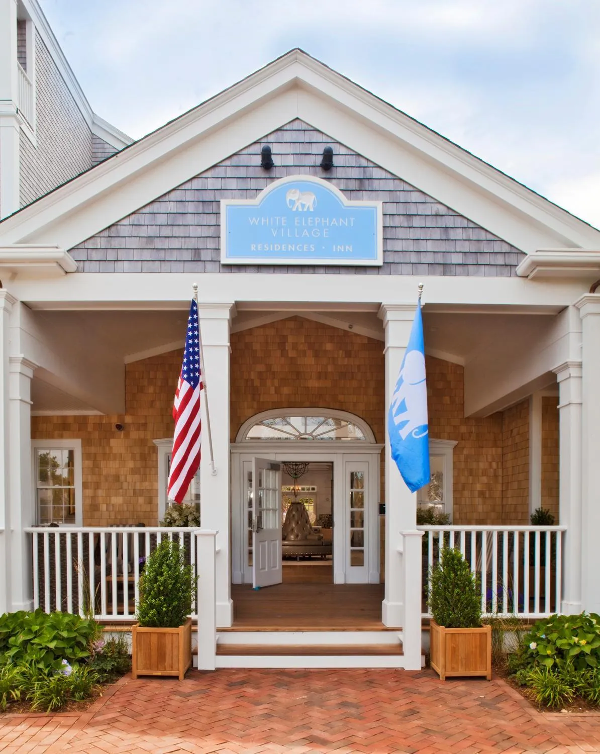 Lobby or reception in White Elephant Hotel