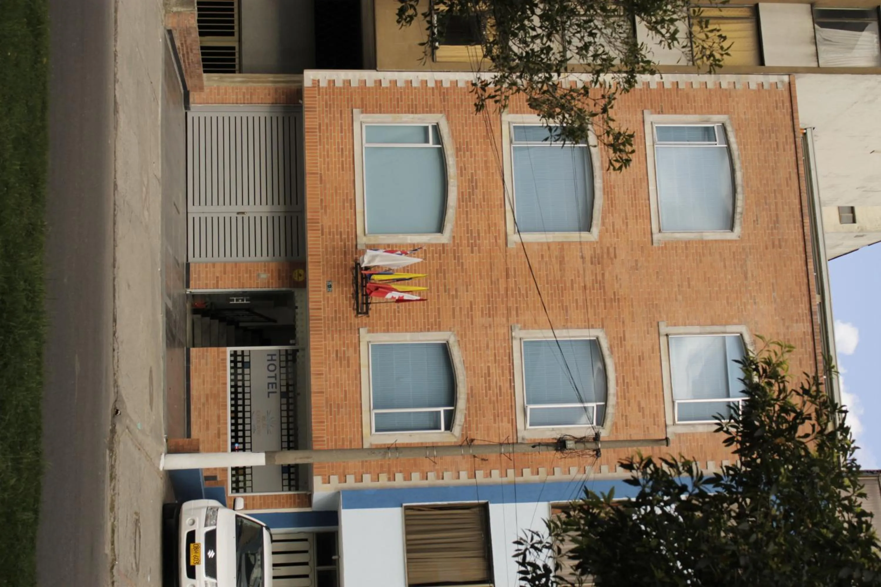 Property building in Hotel Real Estación