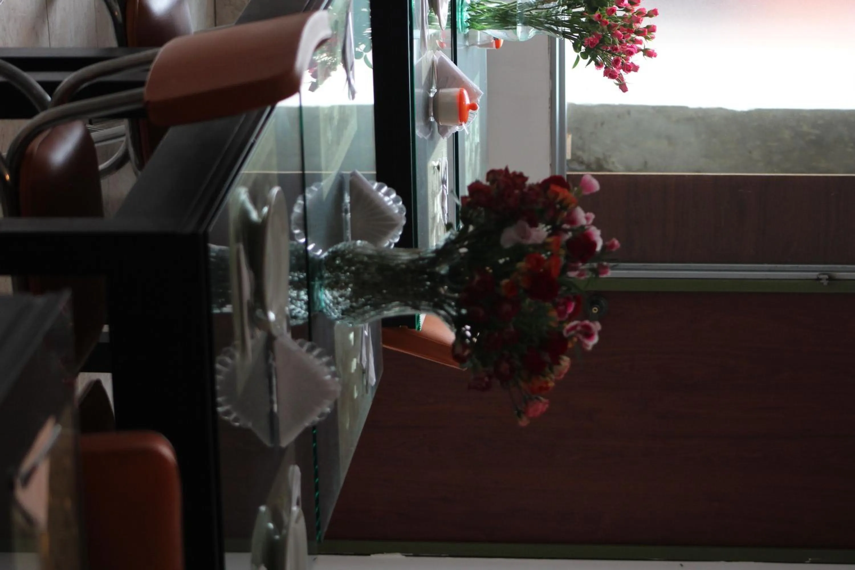 Restaurant/places to eat in Hotel Real Estación