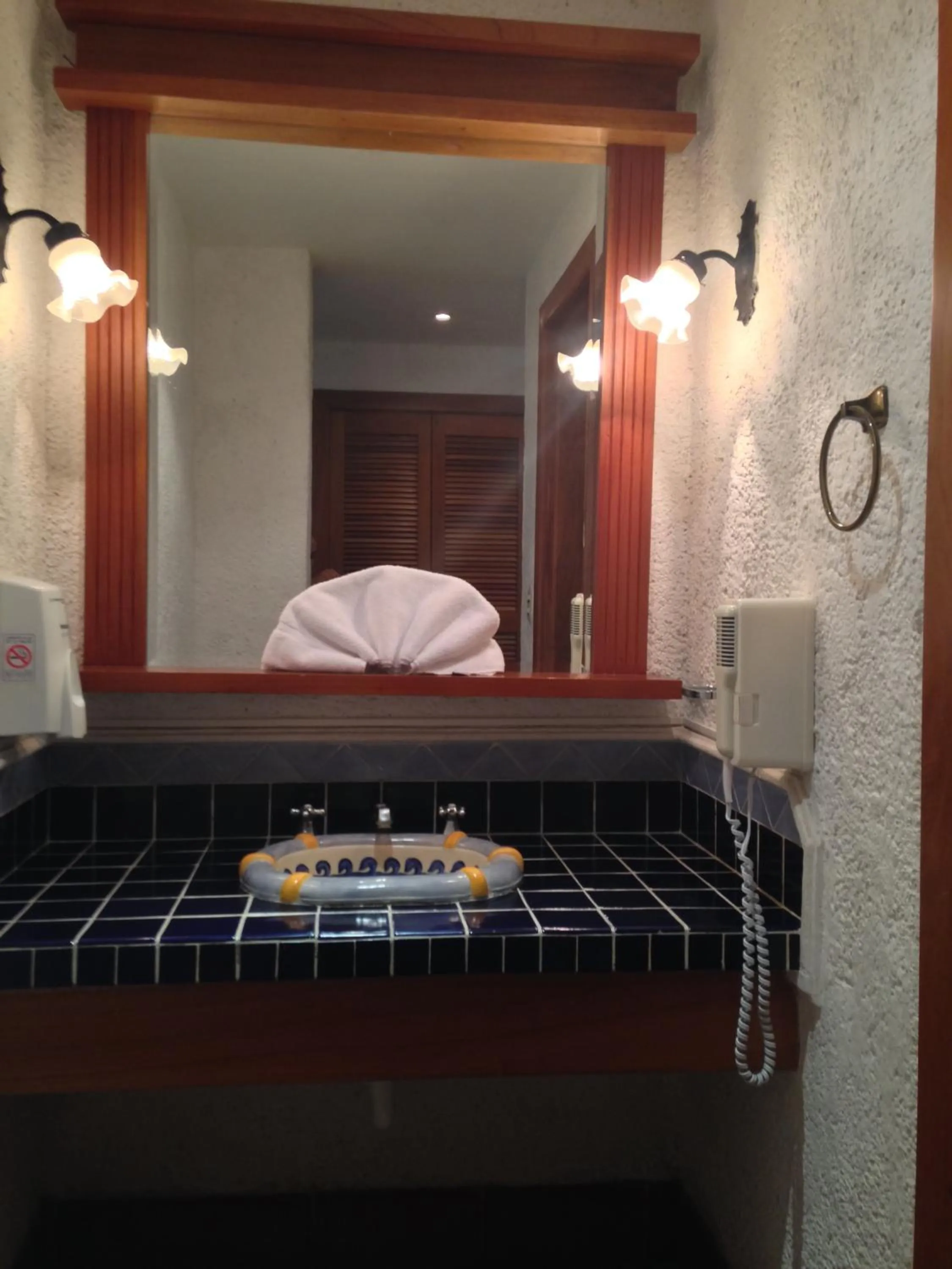 Bed in Hotel Posada de Don Rodrigo Panajachel