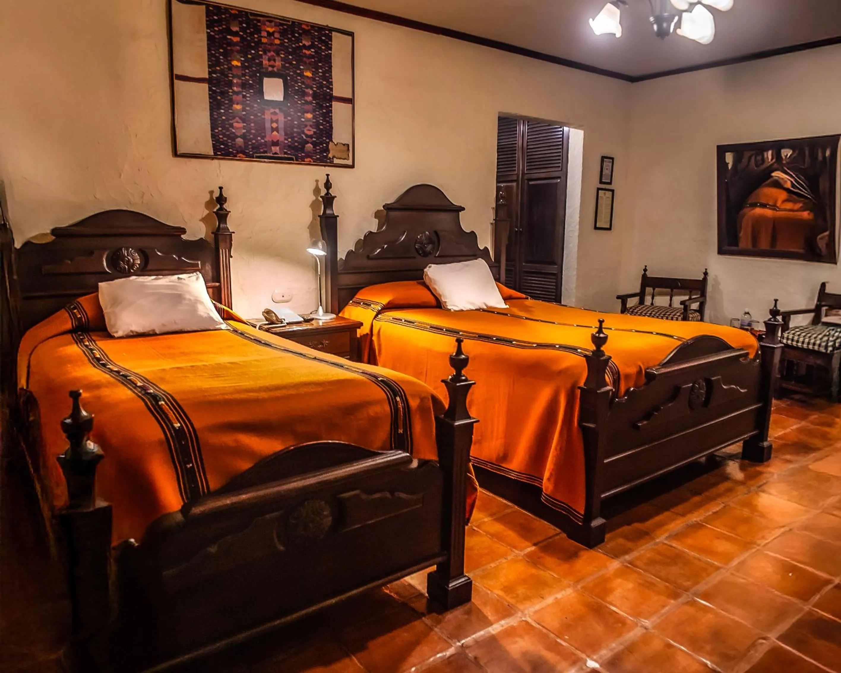 Bed in Hotel Posada de Don Rodrigo Panajachel