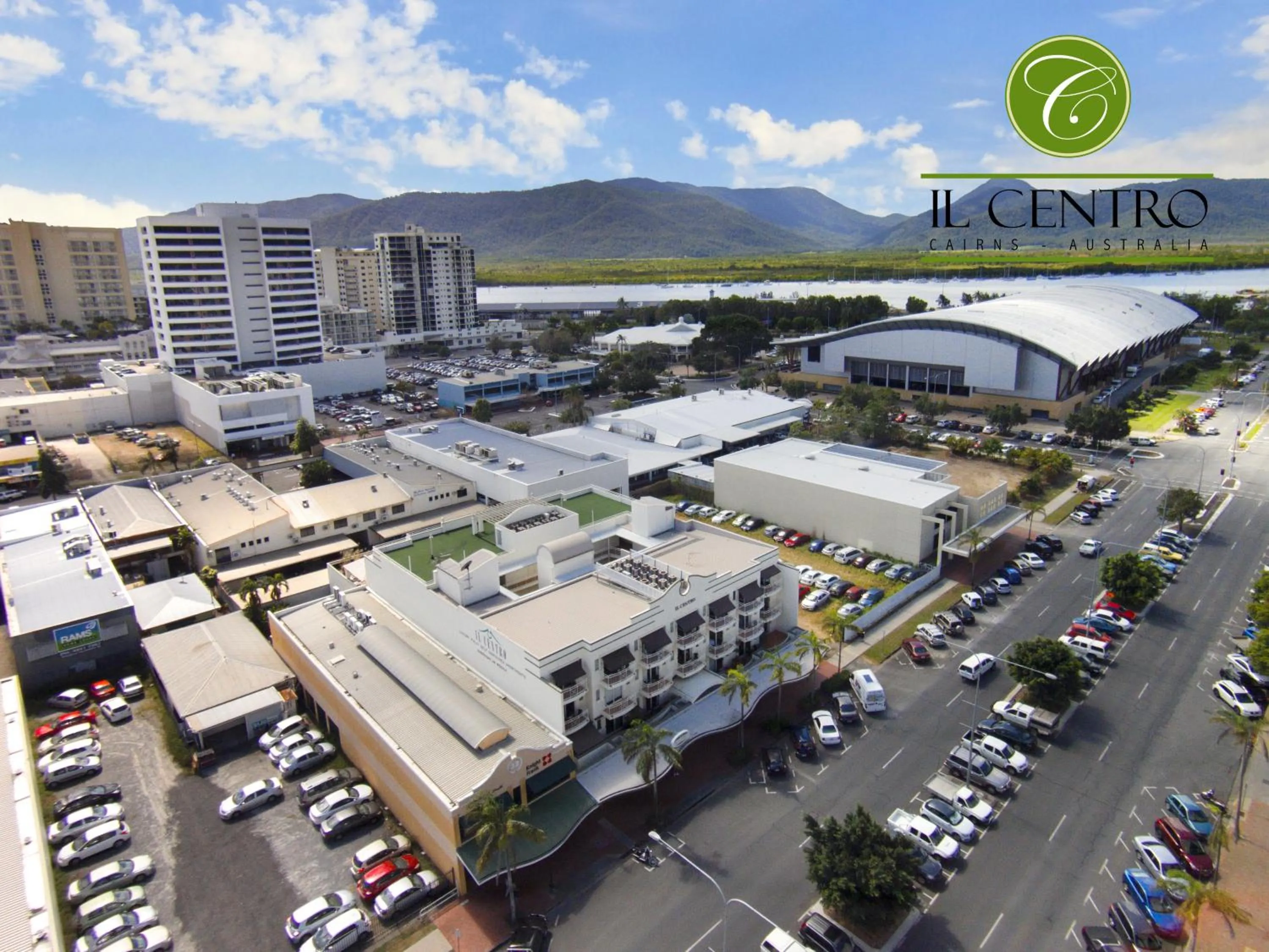 Landmark view in Il Centro Apartment Hotel