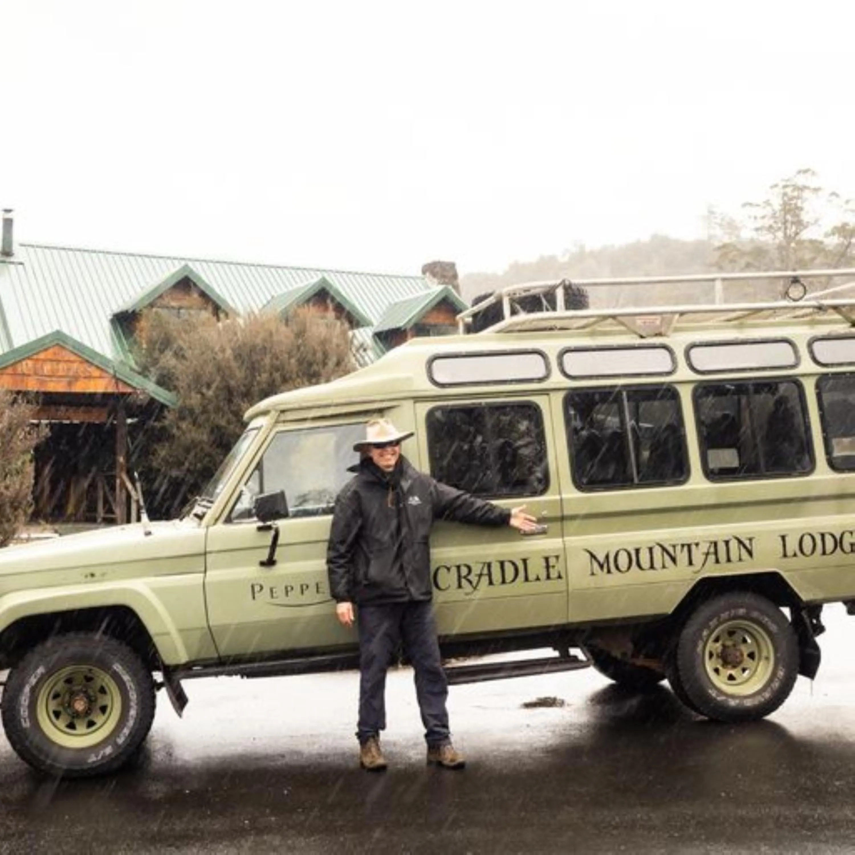 Evening entertainment in Peppers Cradle Mountain Lodge