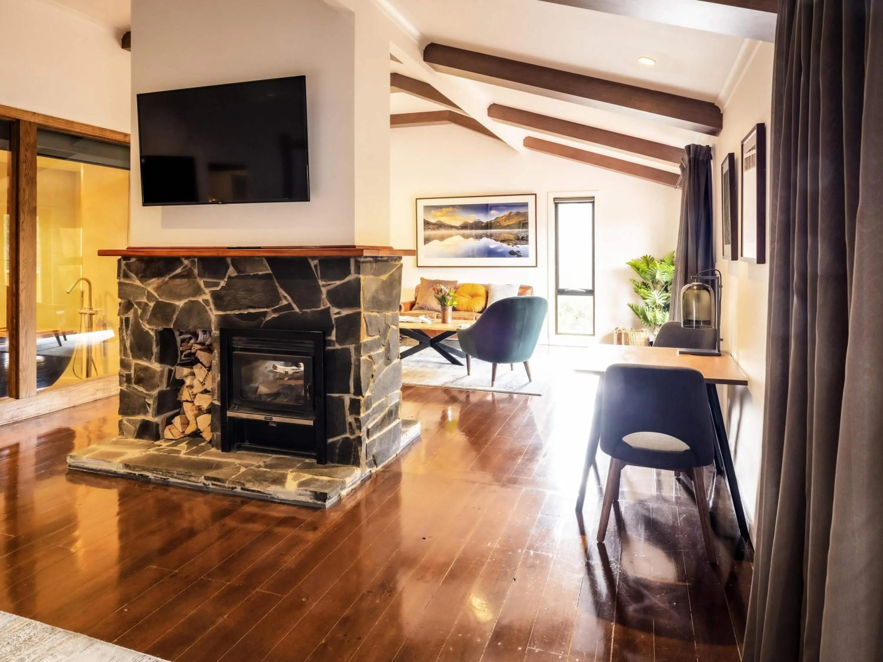 Bedroom in Peppers Cradle Mountain Lodge