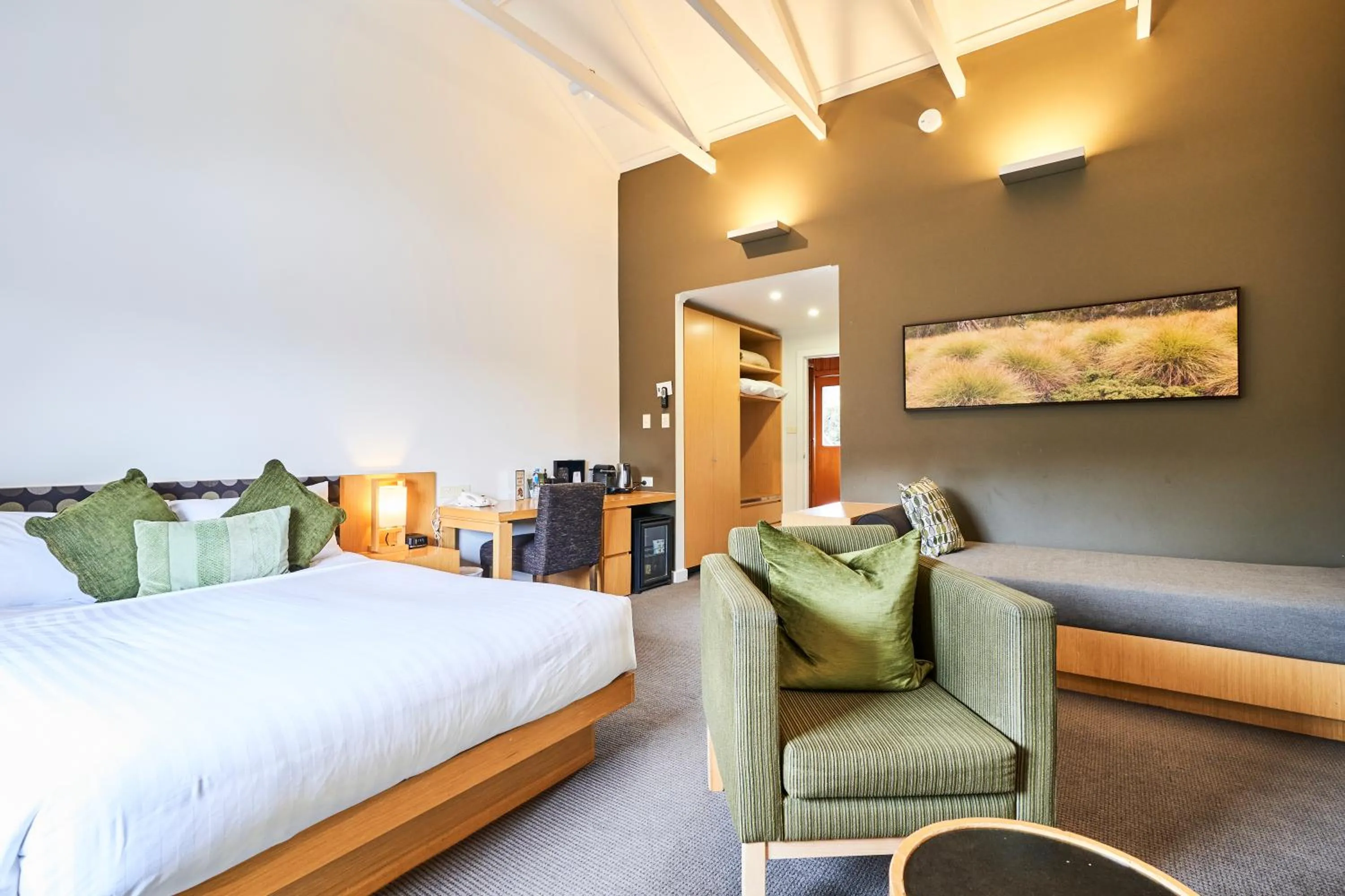 Bed in Peppers Cradle Mountain Lodge