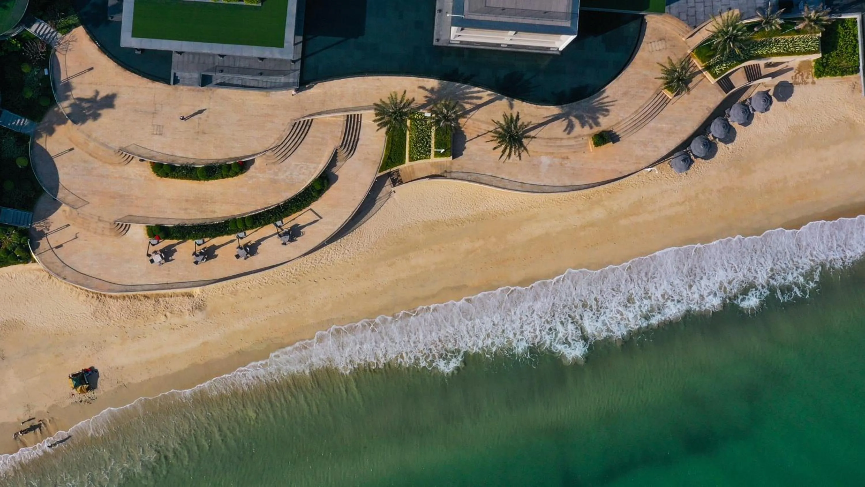 Property building in Intercontinental Shenzhen Dameisha Resort by IHG