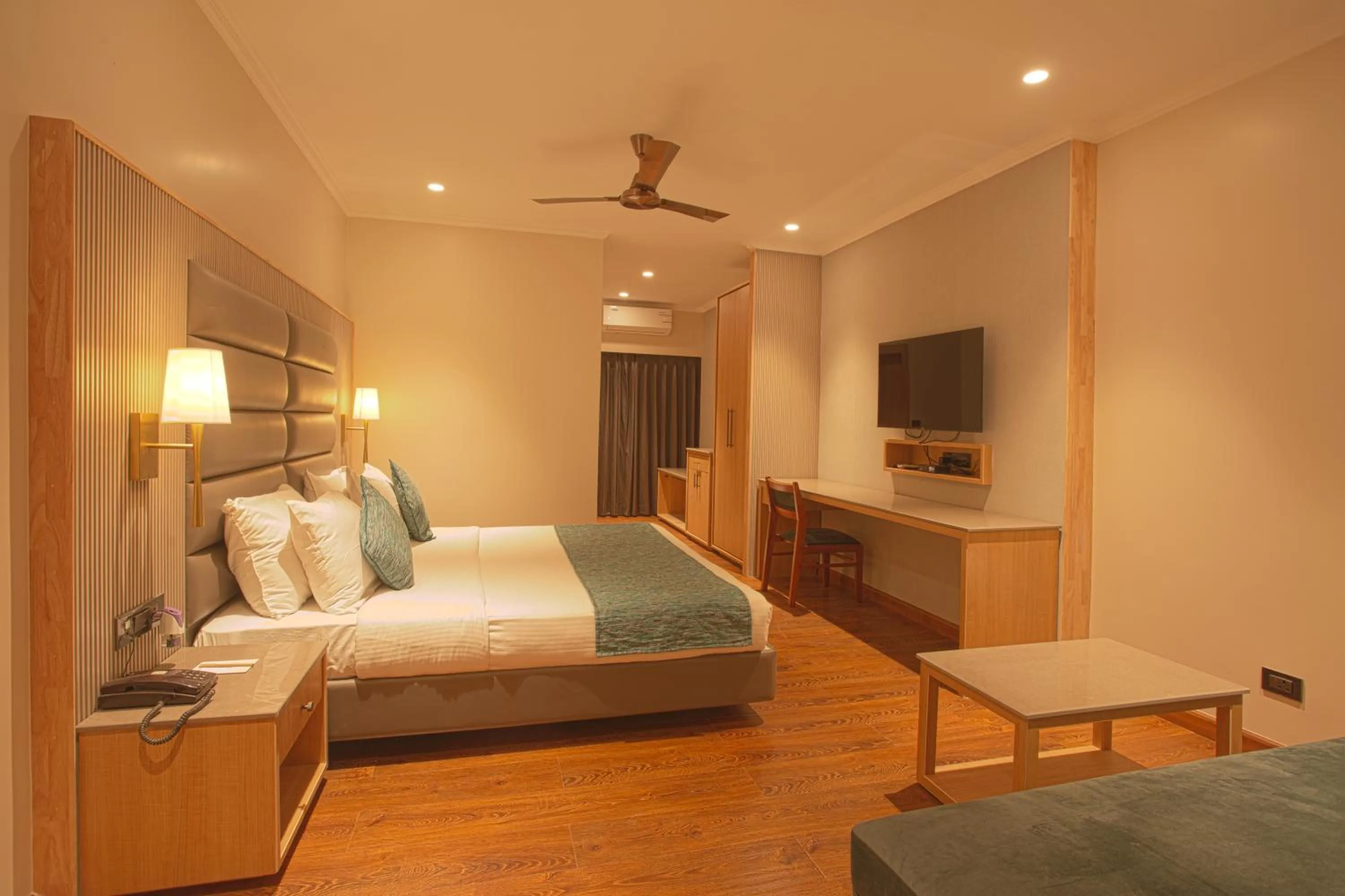 Bedroom, Bed in The Cindrella Hotel