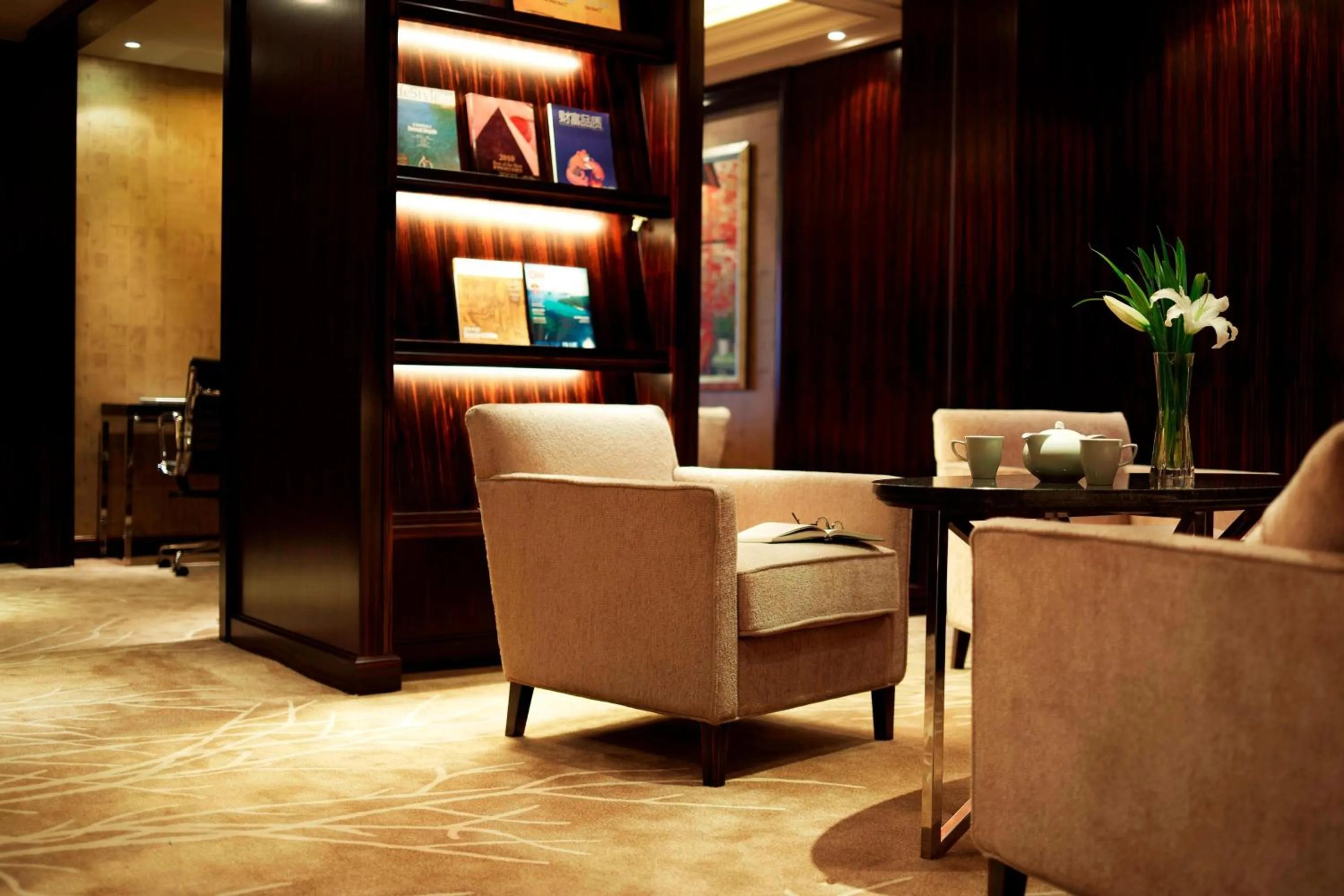 Lounge or bar in Sheraton Shenzhen Futian Hotel