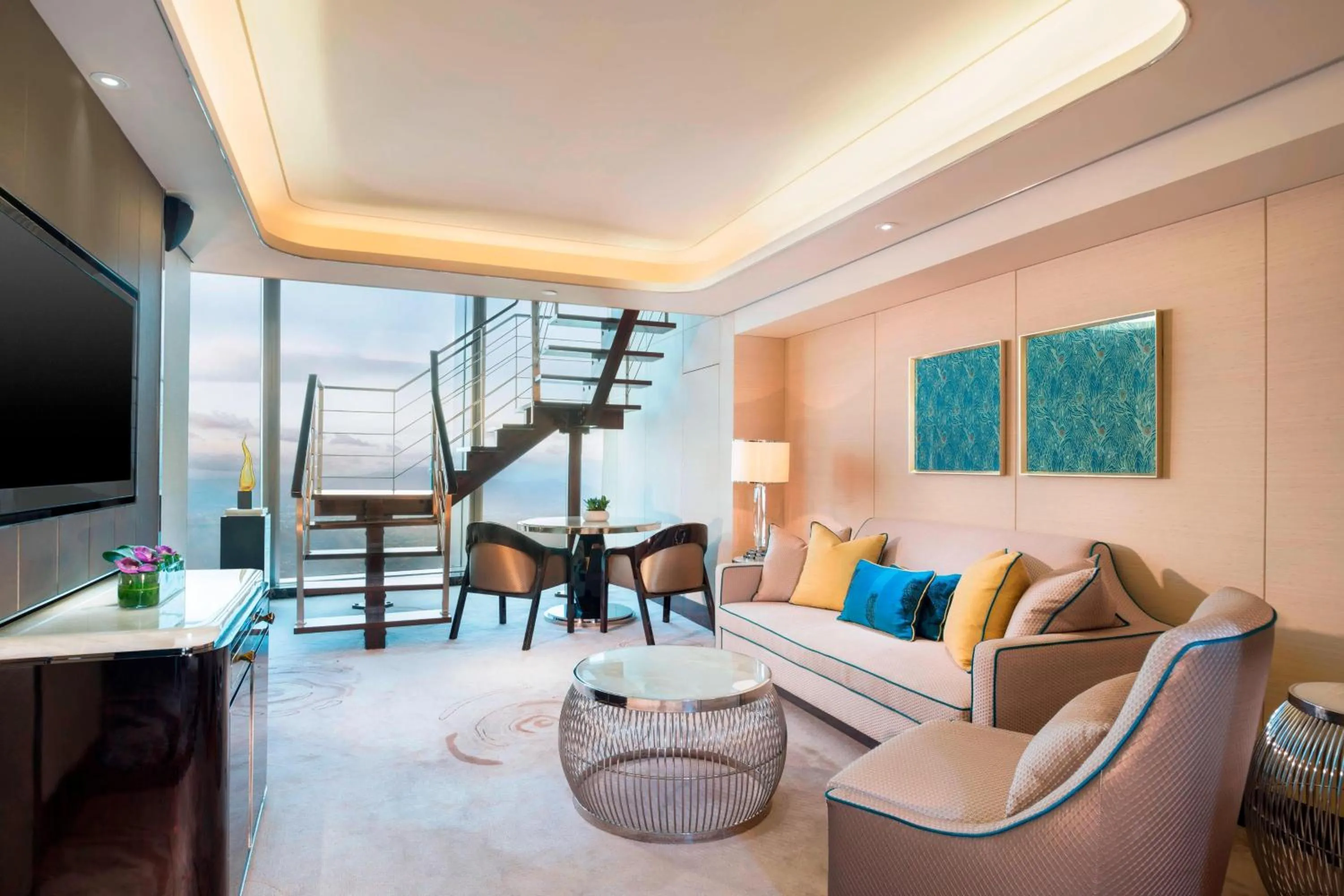 Photo of the whole room in The St. Regis Shenzhen