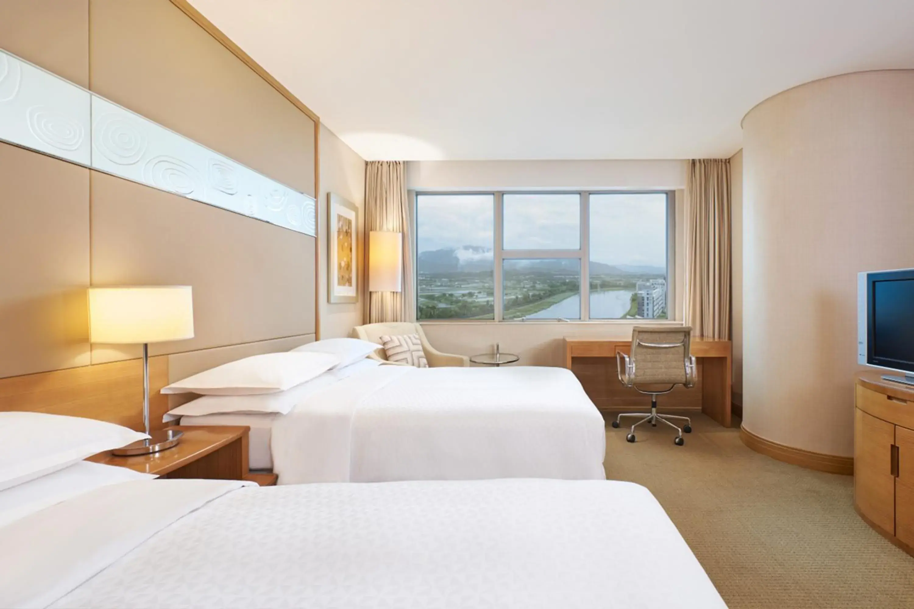 Selected Room, Guest room, 2 Double in Four Points by Sheraton Shenzhen Selected Room, Guest room, 2 Double in Four Points by Sheraton Shenzhen