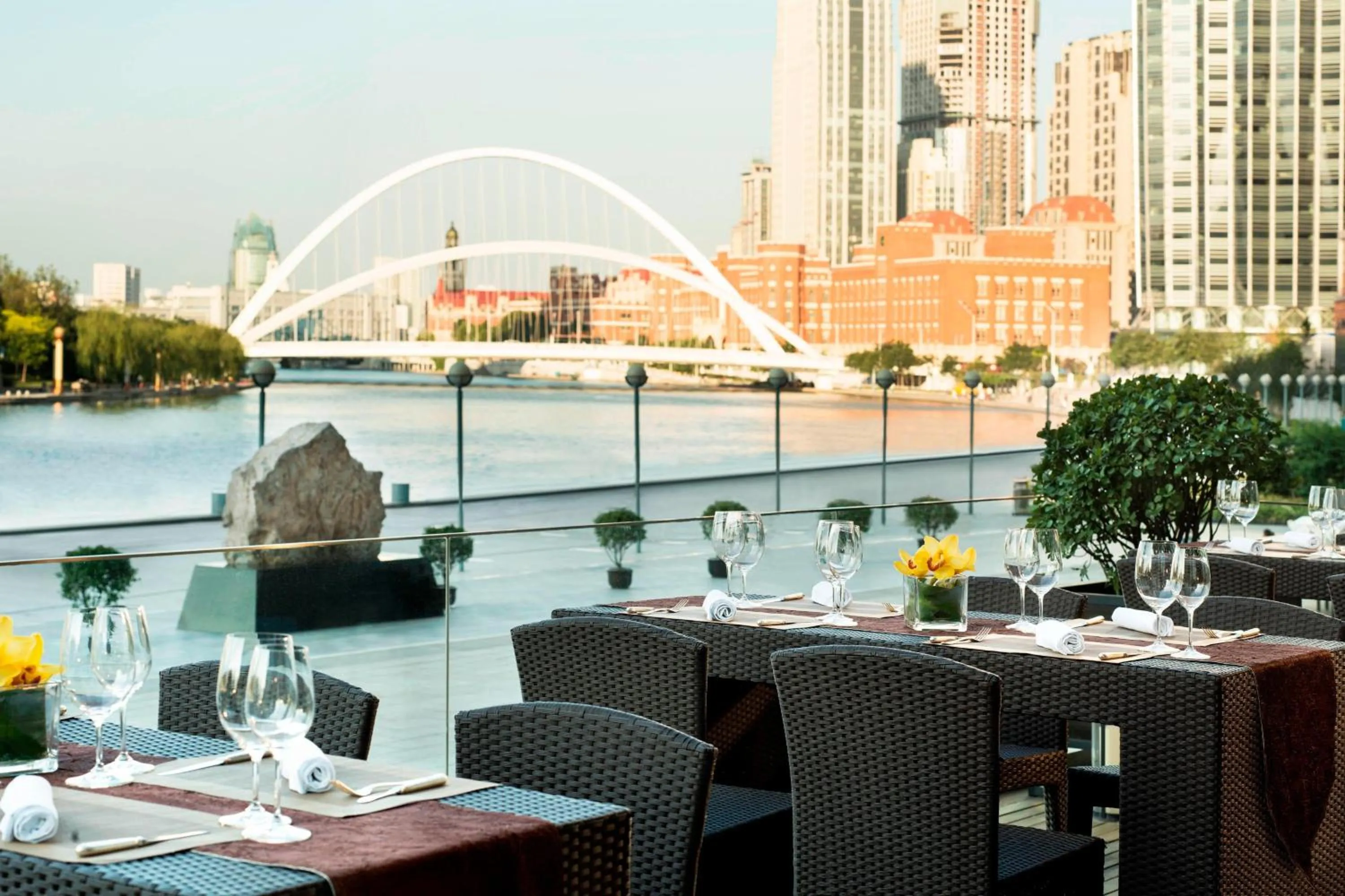 Restaurant/places to eat in The St. Regis Tianjin