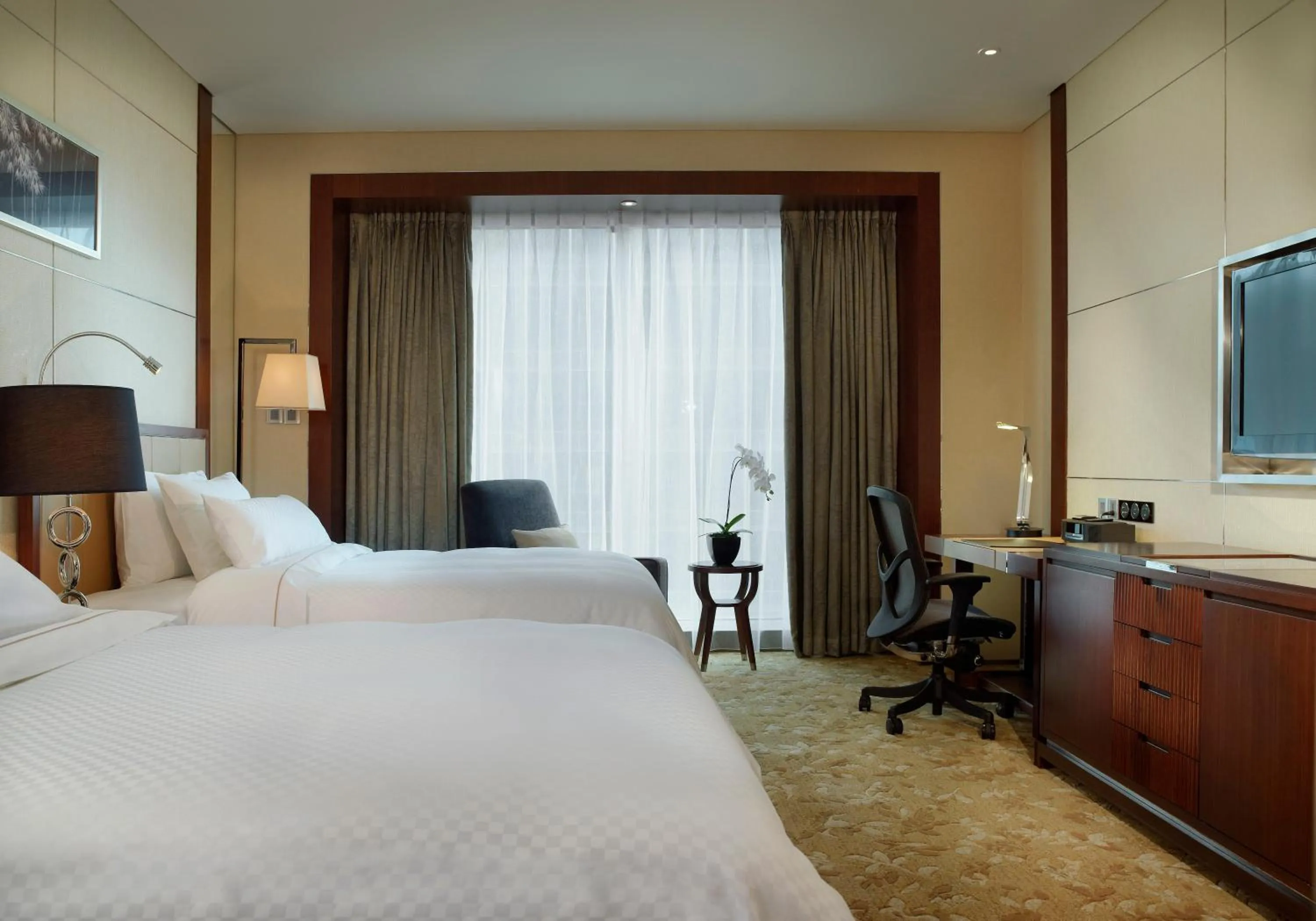 Bedroom, Bed in The Westin Tianjin