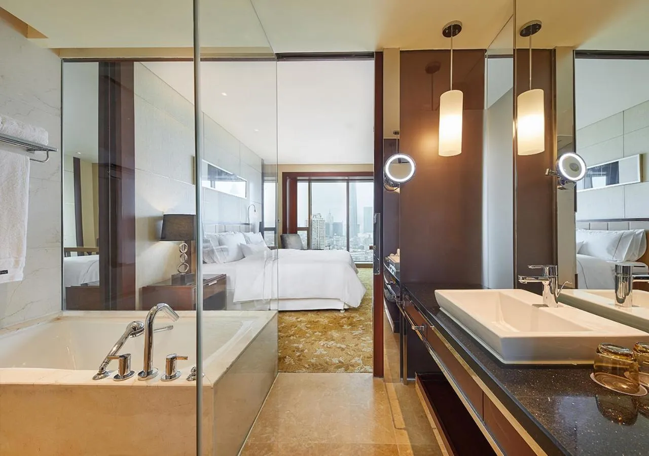 Bath, Bed in The Westin Tianjin