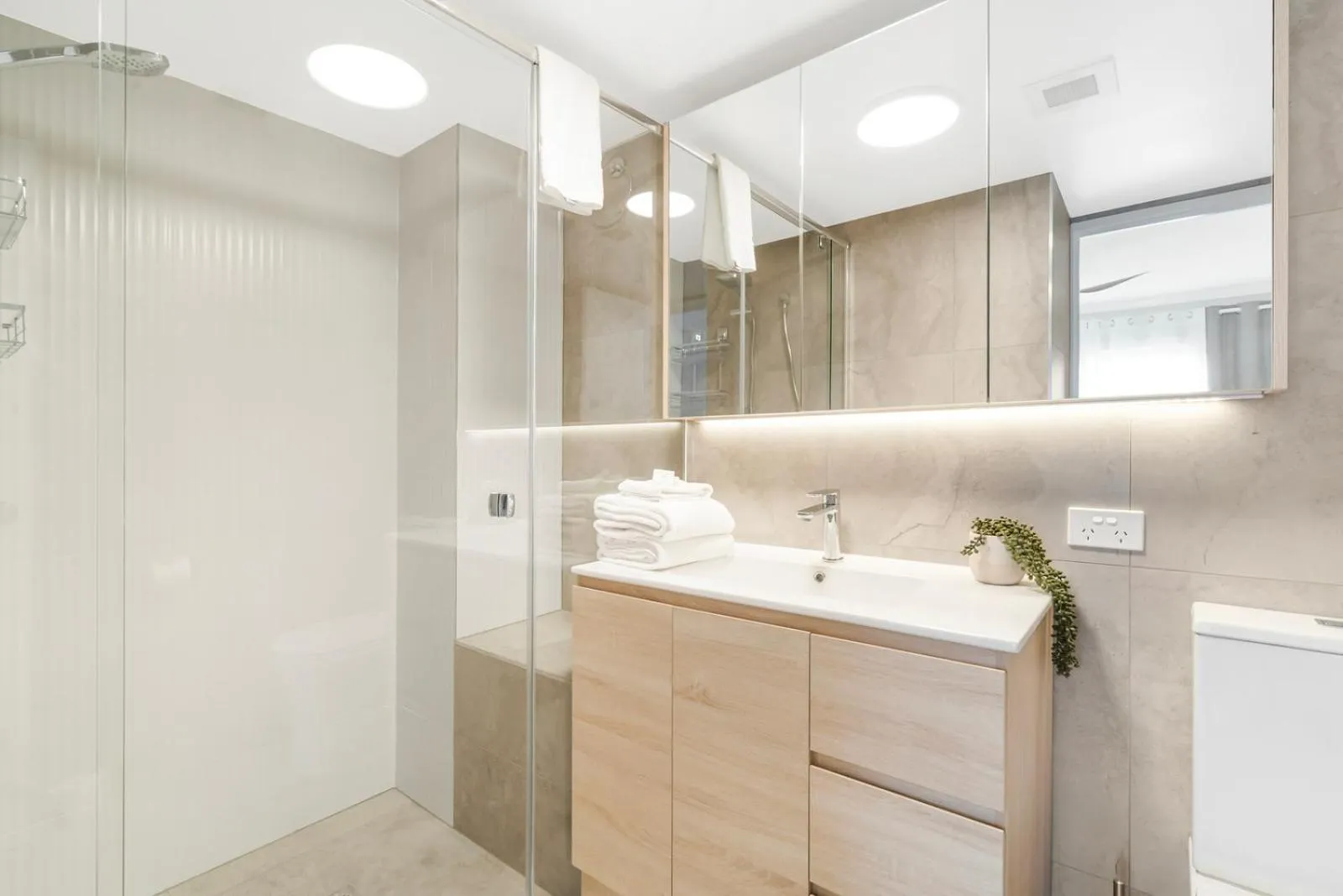 Toilet in Markham Court