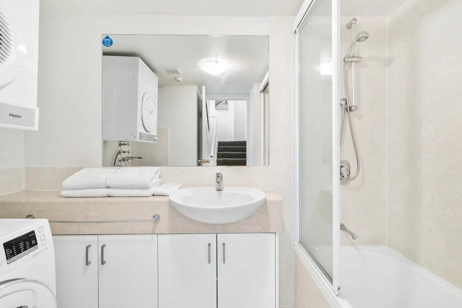 Bathroom in Markham Court