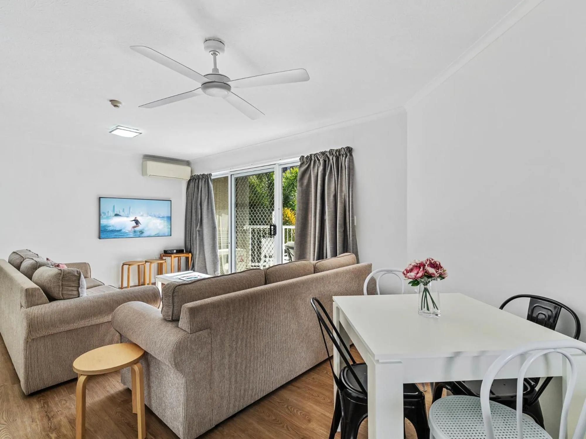 Living room in Markham Court