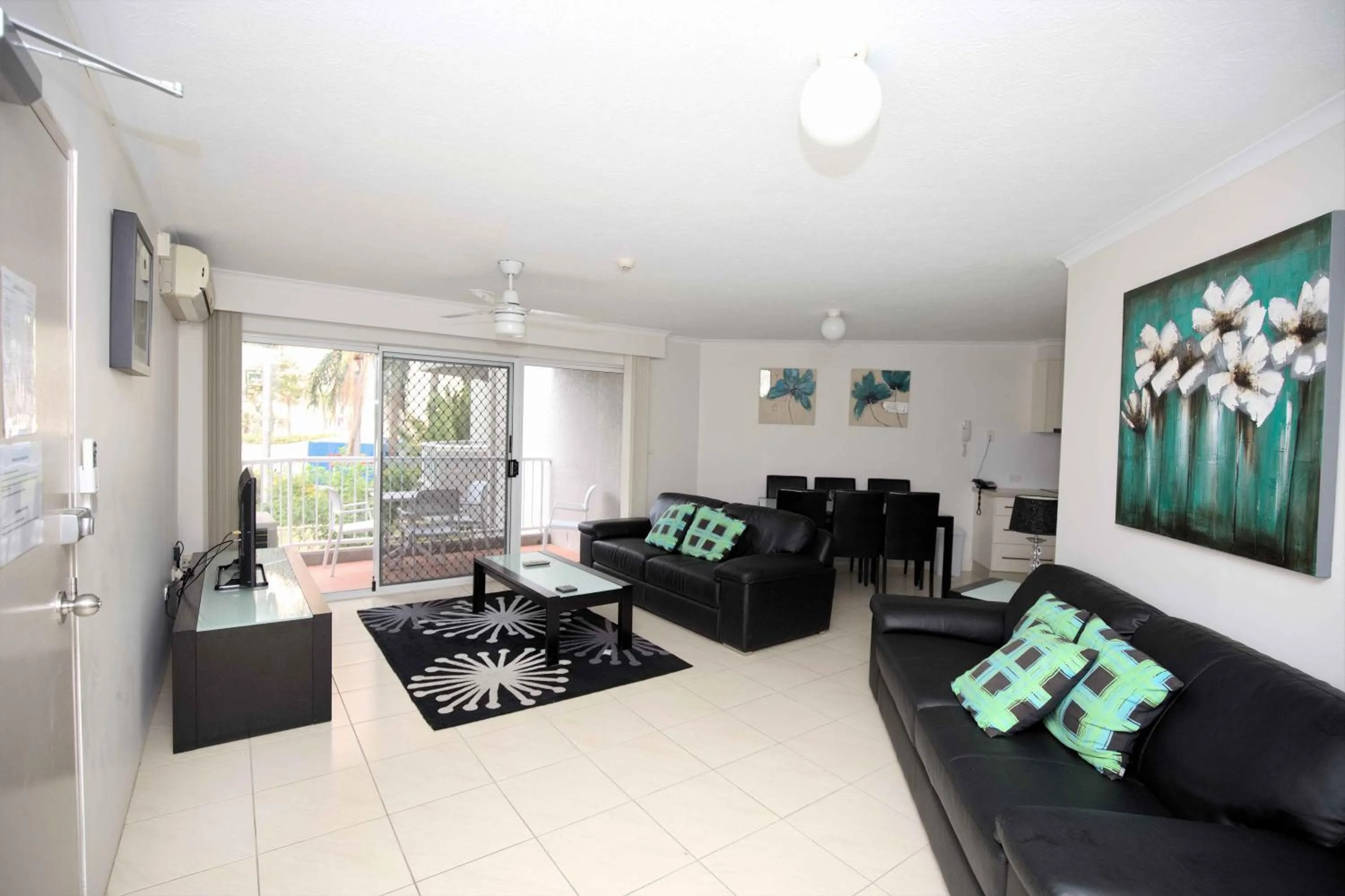 Living room in Markham Court