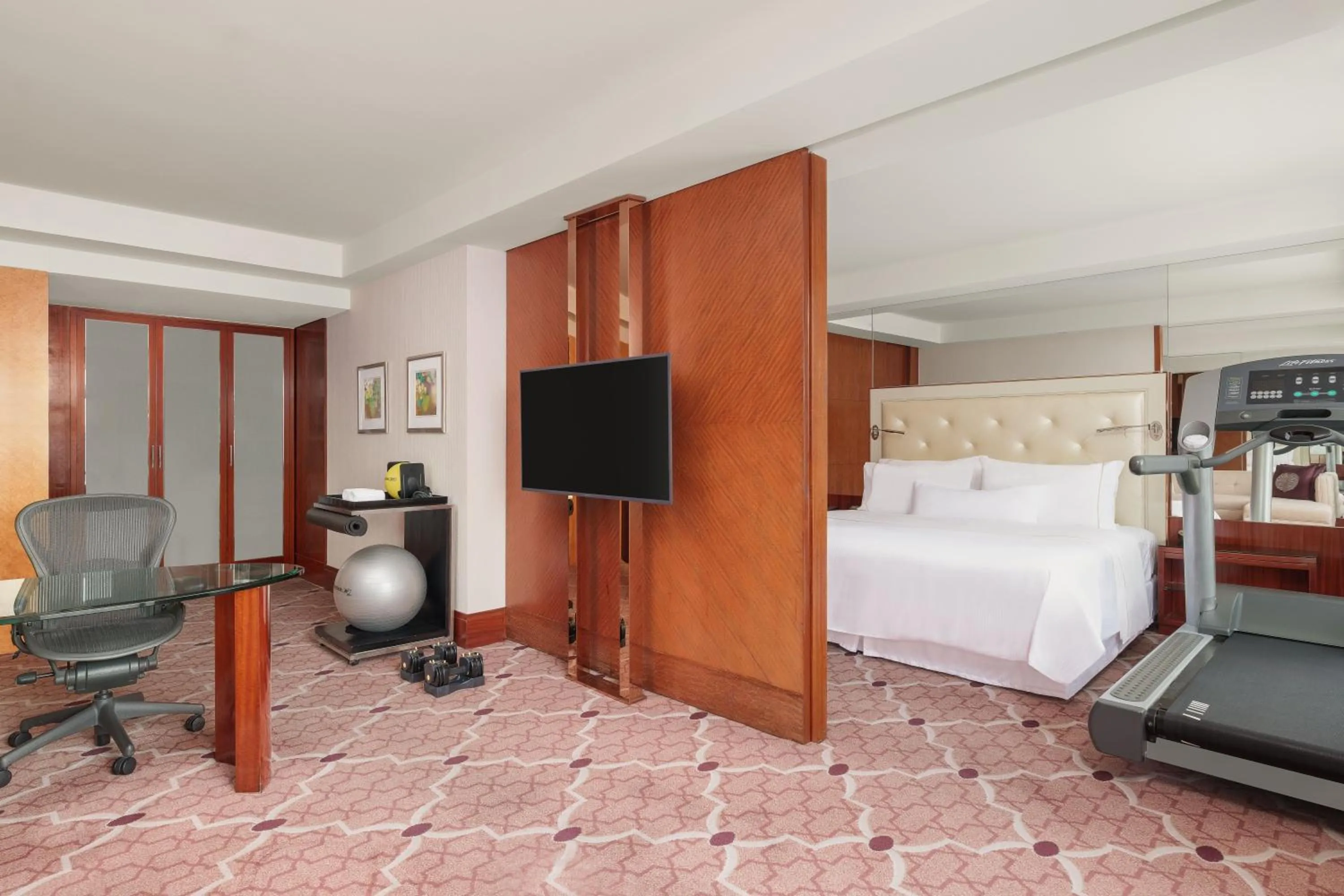 Bed in The Westin Bund Center, Shanghai