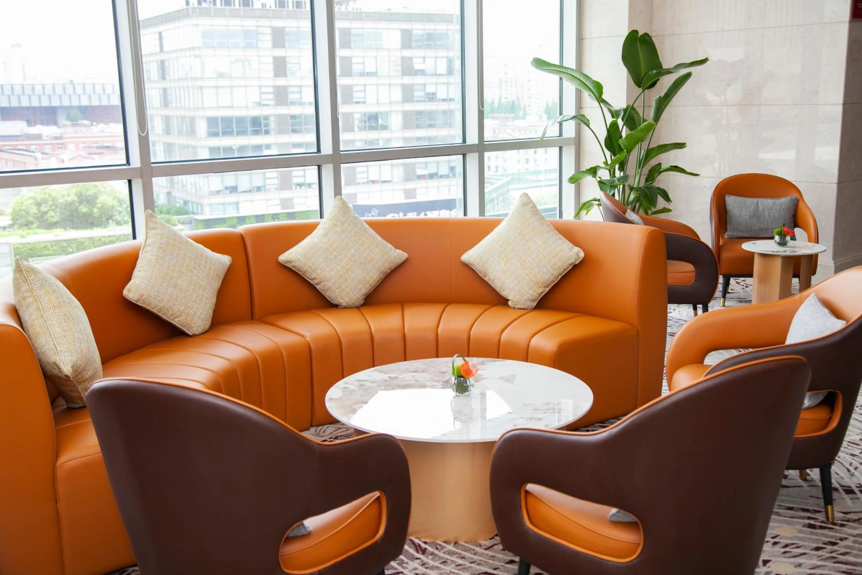 Seating area in Four Points by Sheraton Shanghai, Daning