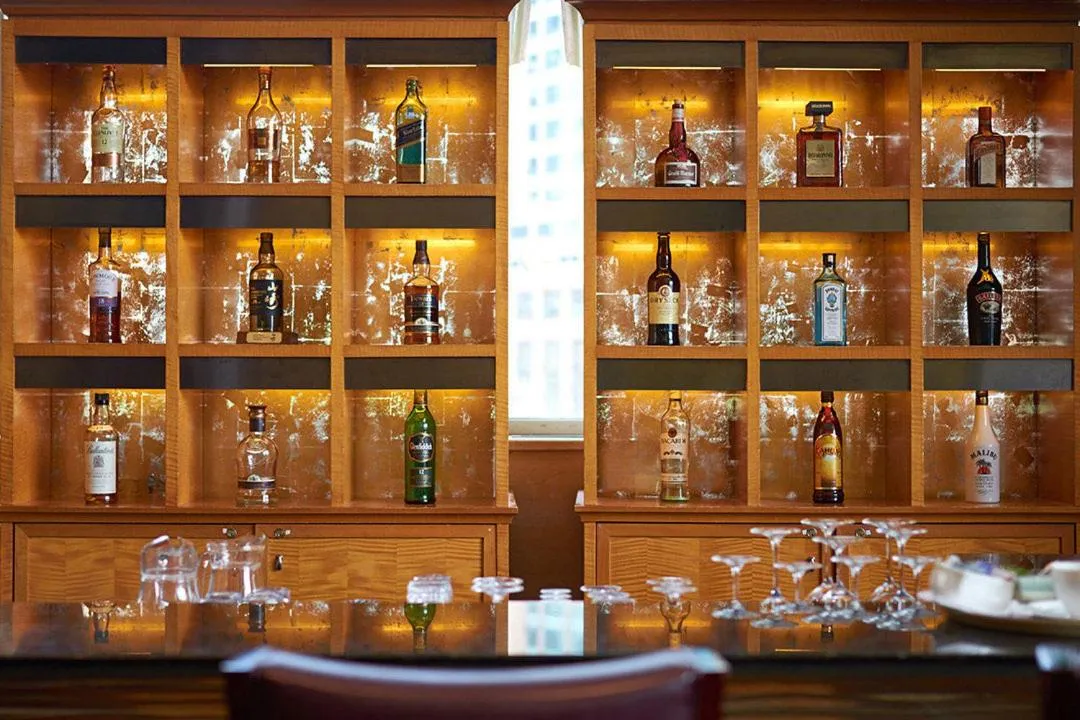 Lounge or bar in The Hongta Hotel, A Luxury Collection Hotel, Shanghai