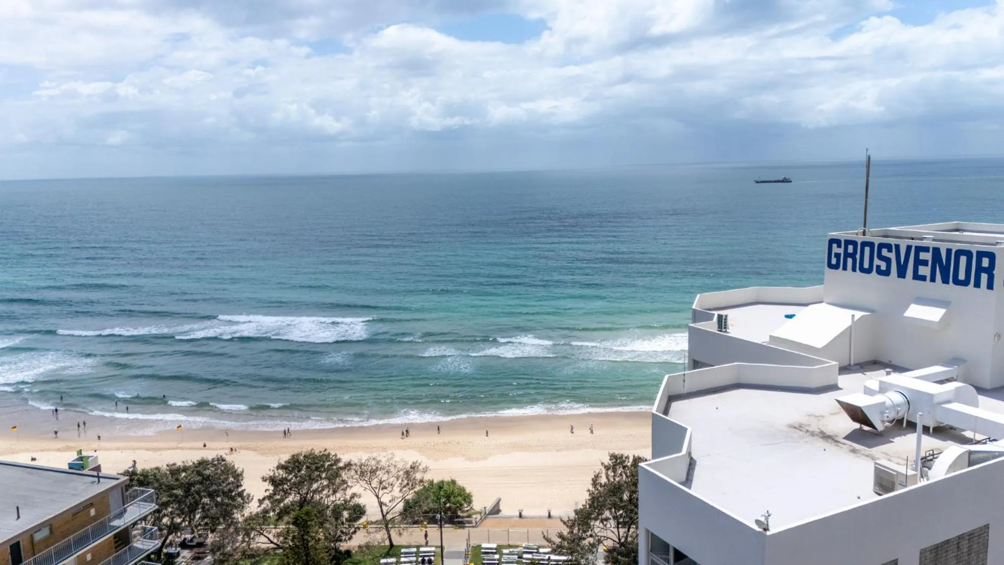 Sea view in Grosvenor Beachfront Apartments Surfers Paradise