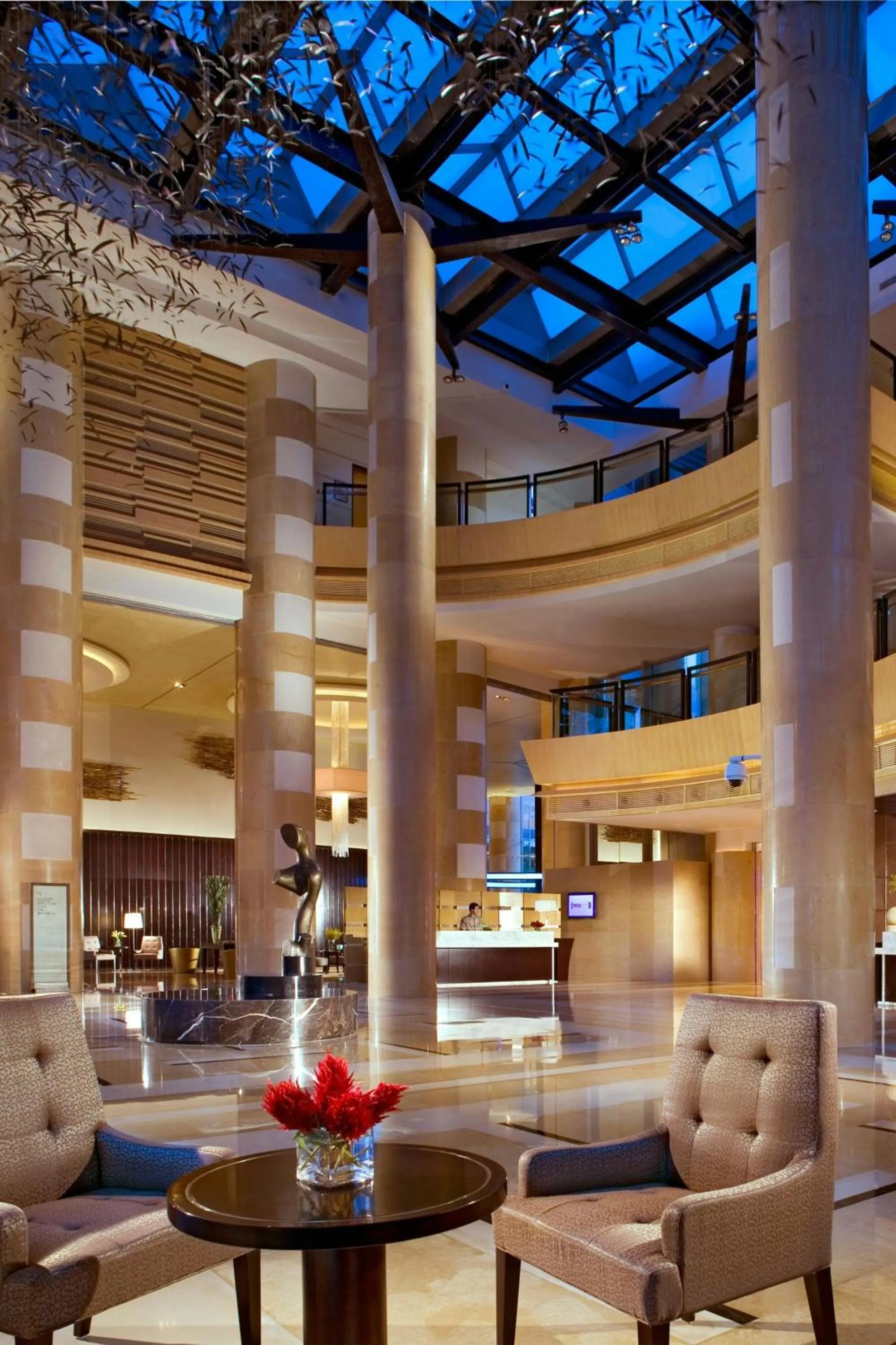 Lobby or reception in Sheraton Grand Shanghai Pudong Hotel & Residences