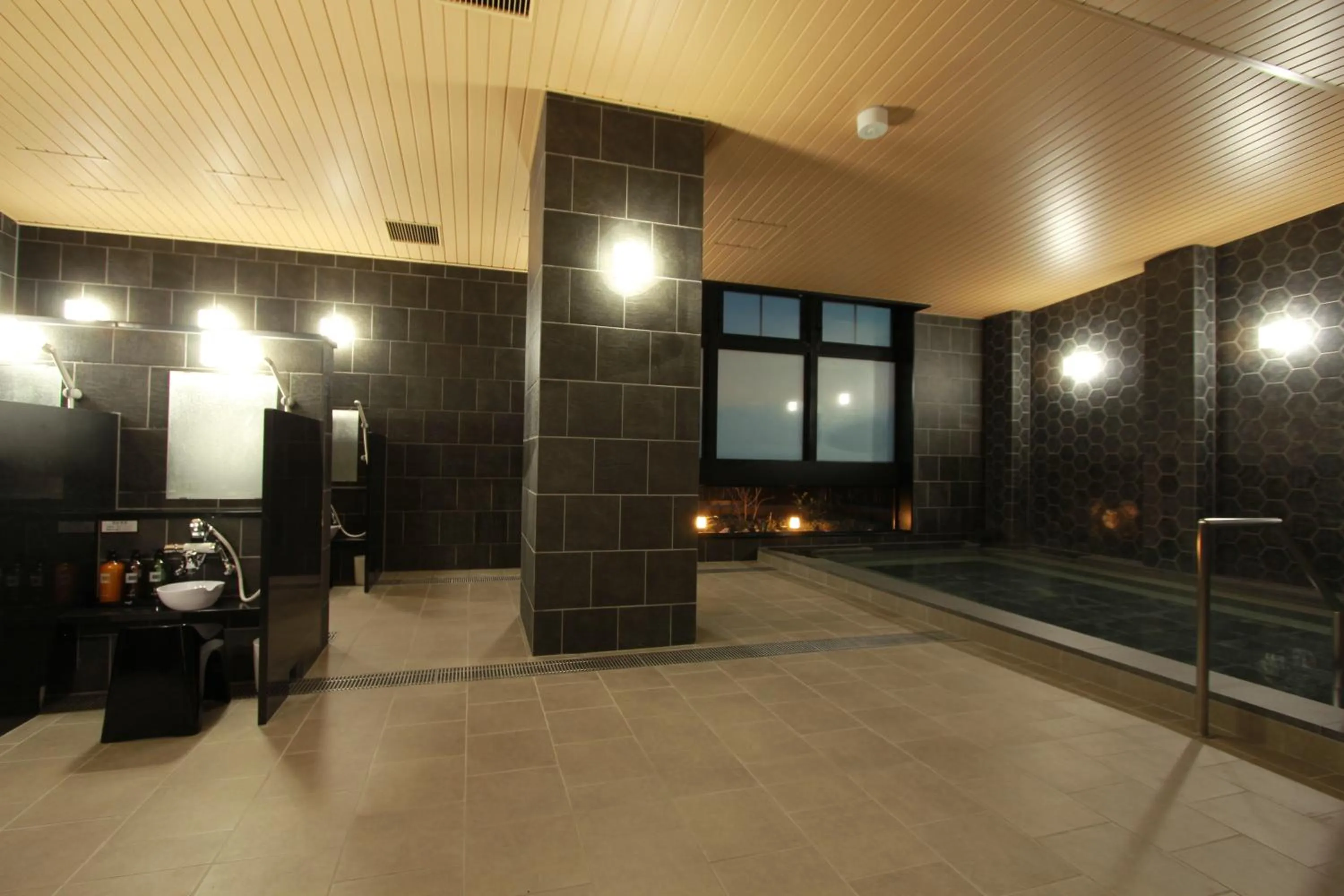 Public Bath in Hotel 1-2-3 Fukuyama