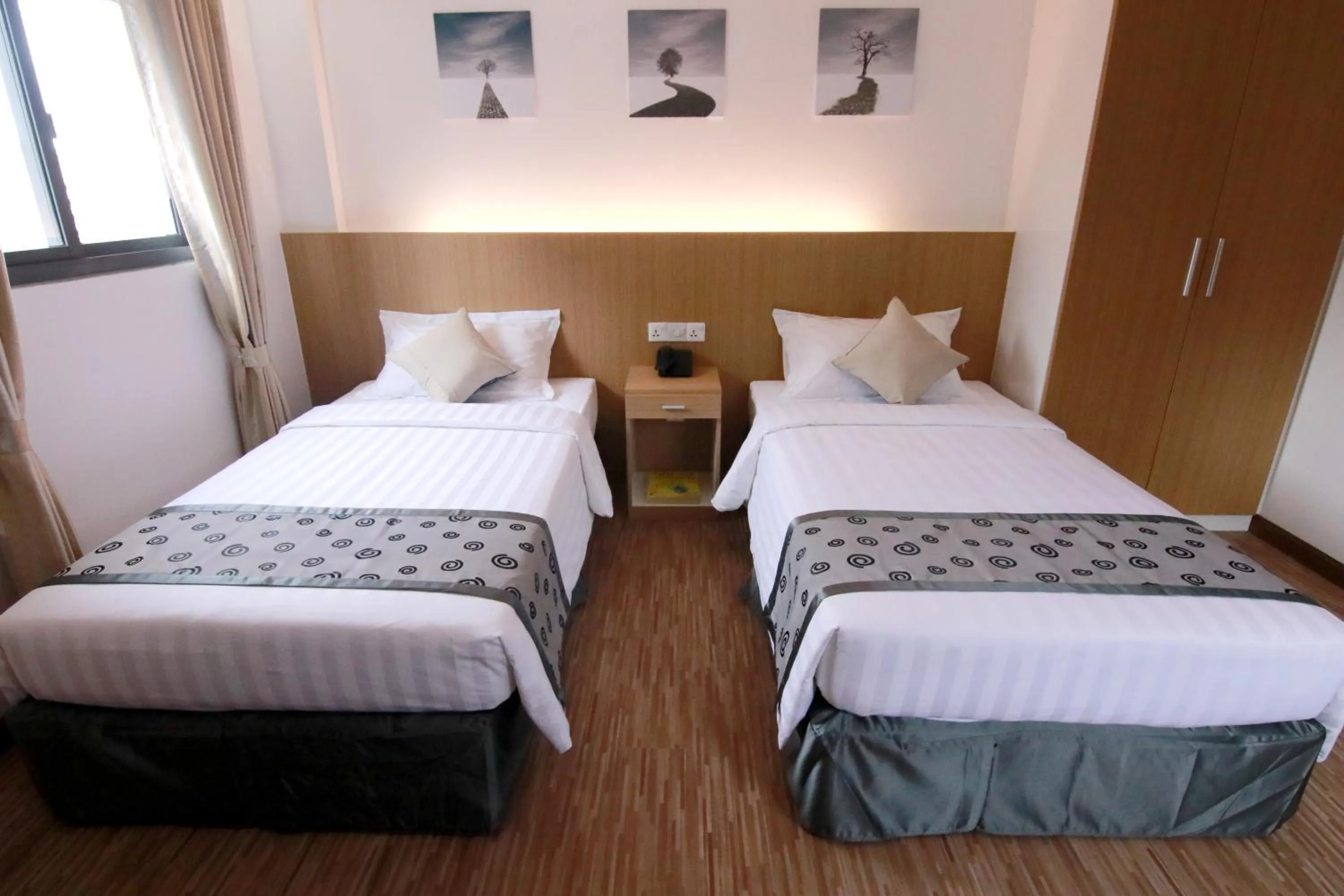 Bedroom in Botahtaung Hotel