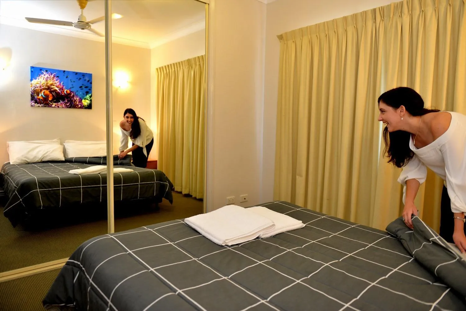 Bedroom, Bed in Waterfront Terraces