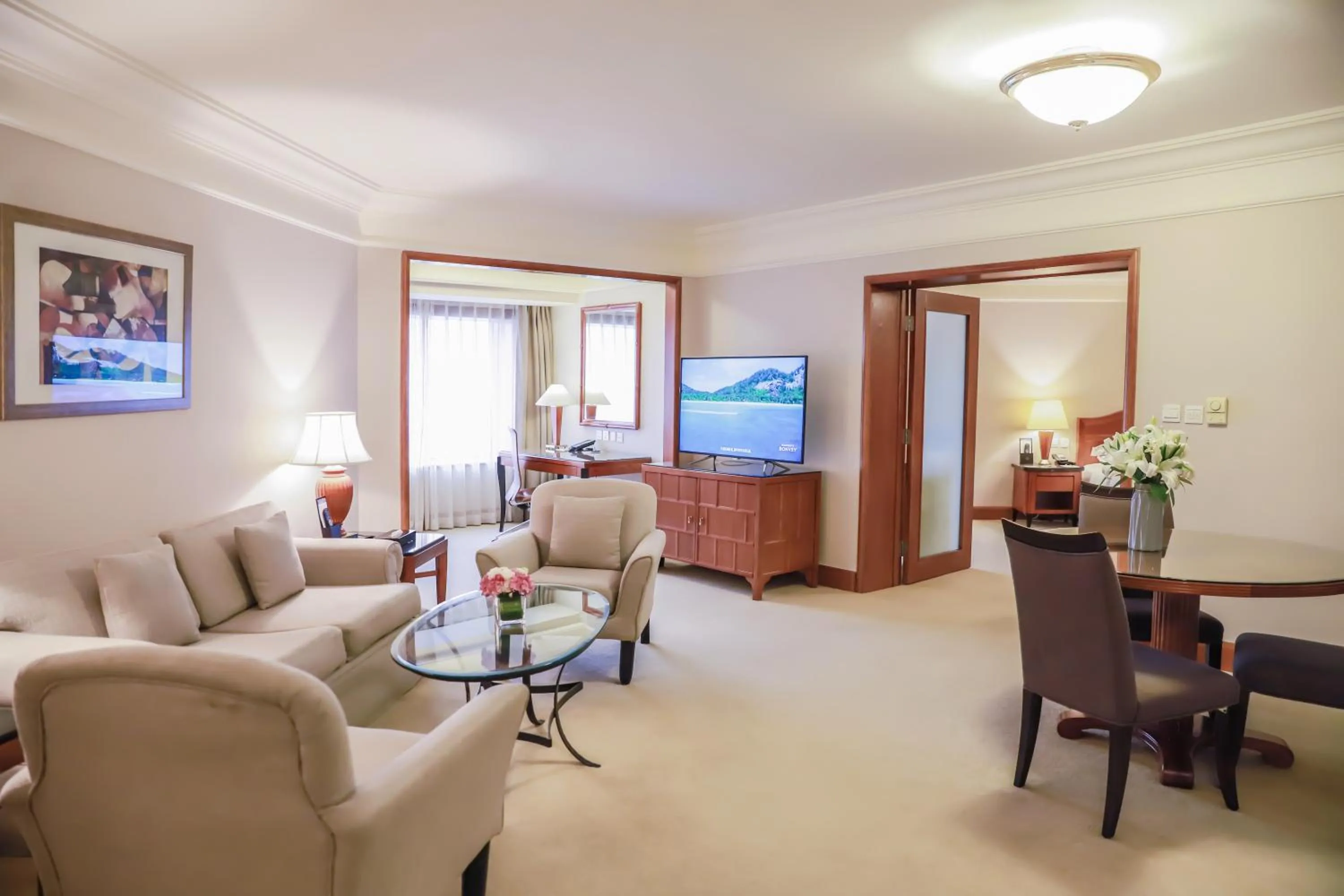 TV and multimedia in Sheraton Xi'an Hotel