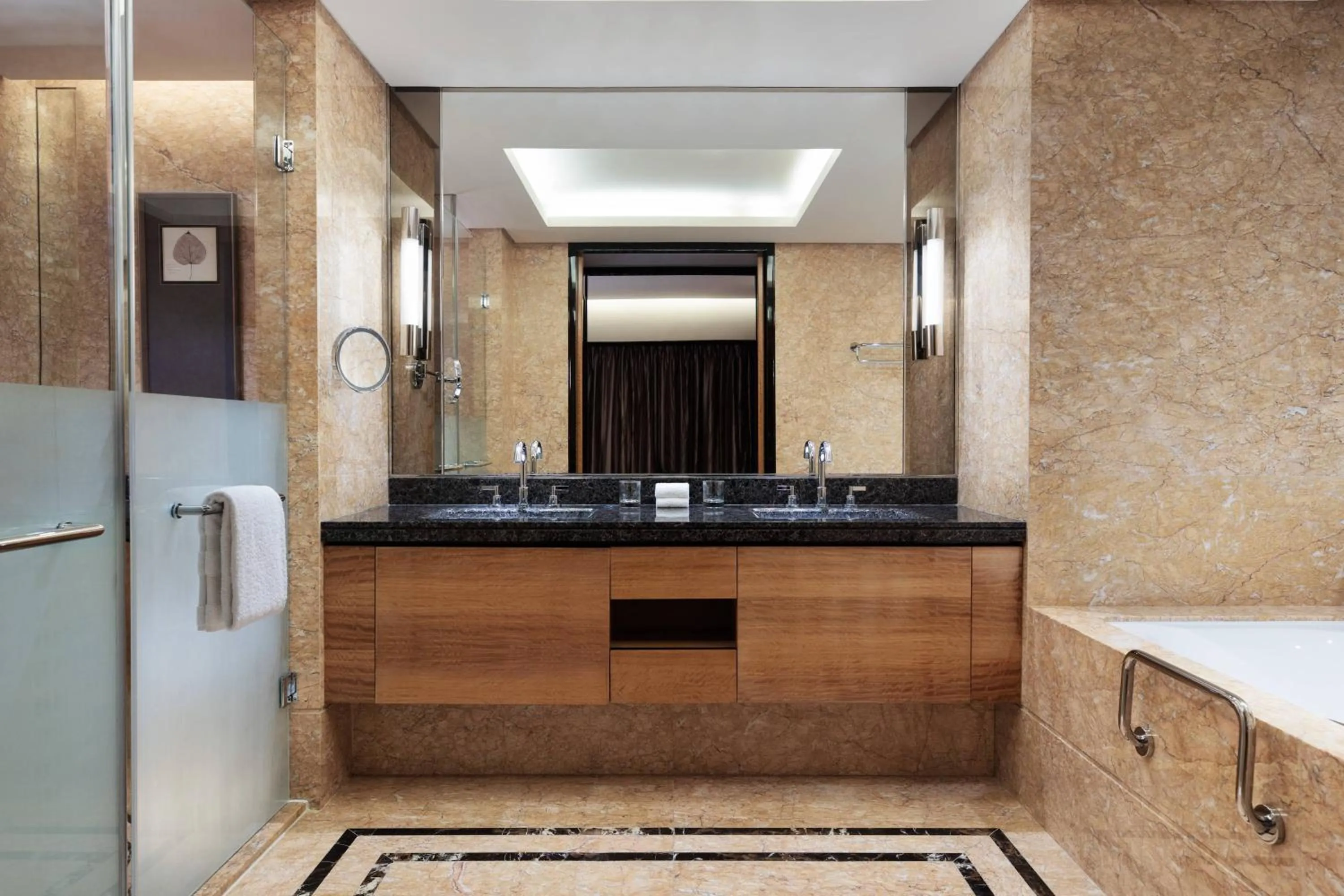 Bathroom in Sheraton Zhongshan Hotel