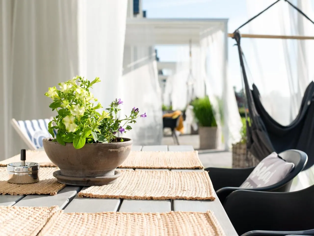 Seating area in KOMFORTOWE DOMKI Brzozowa Przystań nad morzem we Władysławowie