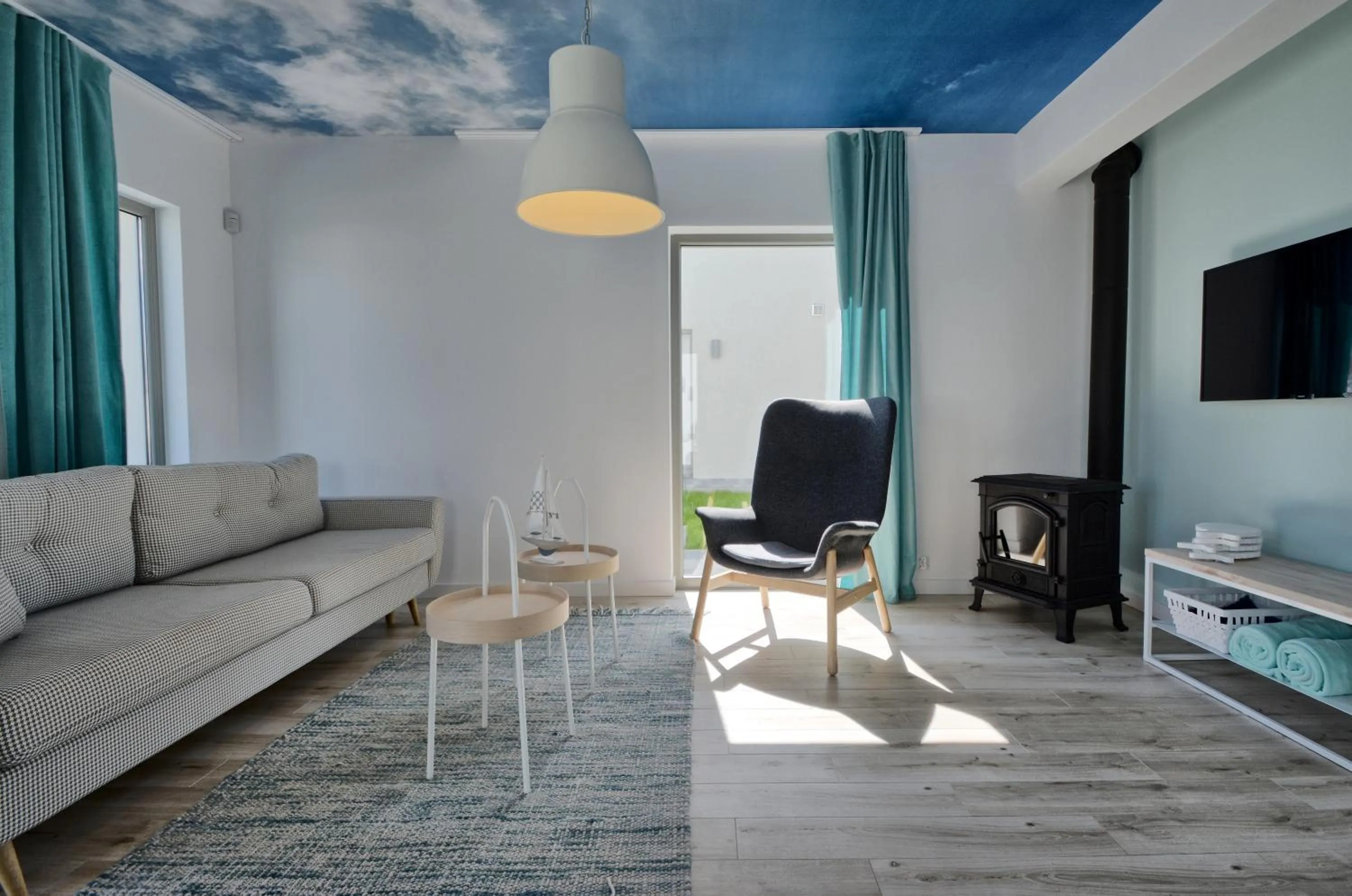 TV and multimedia in KOMFORTOWE DOMKI Brzozowa Przystań nad morzem we Władysławowie