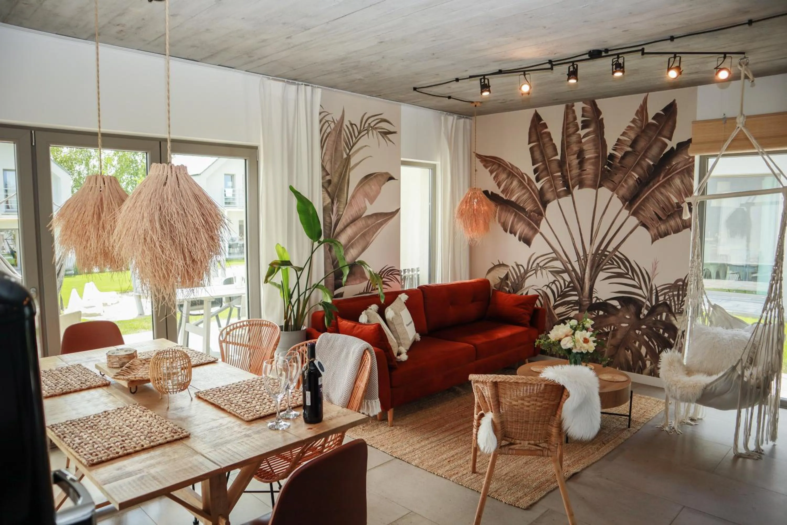 Garden in KOMFORTOWE DOMKI Brzozowa Przystań nad morzem we Władysławowie