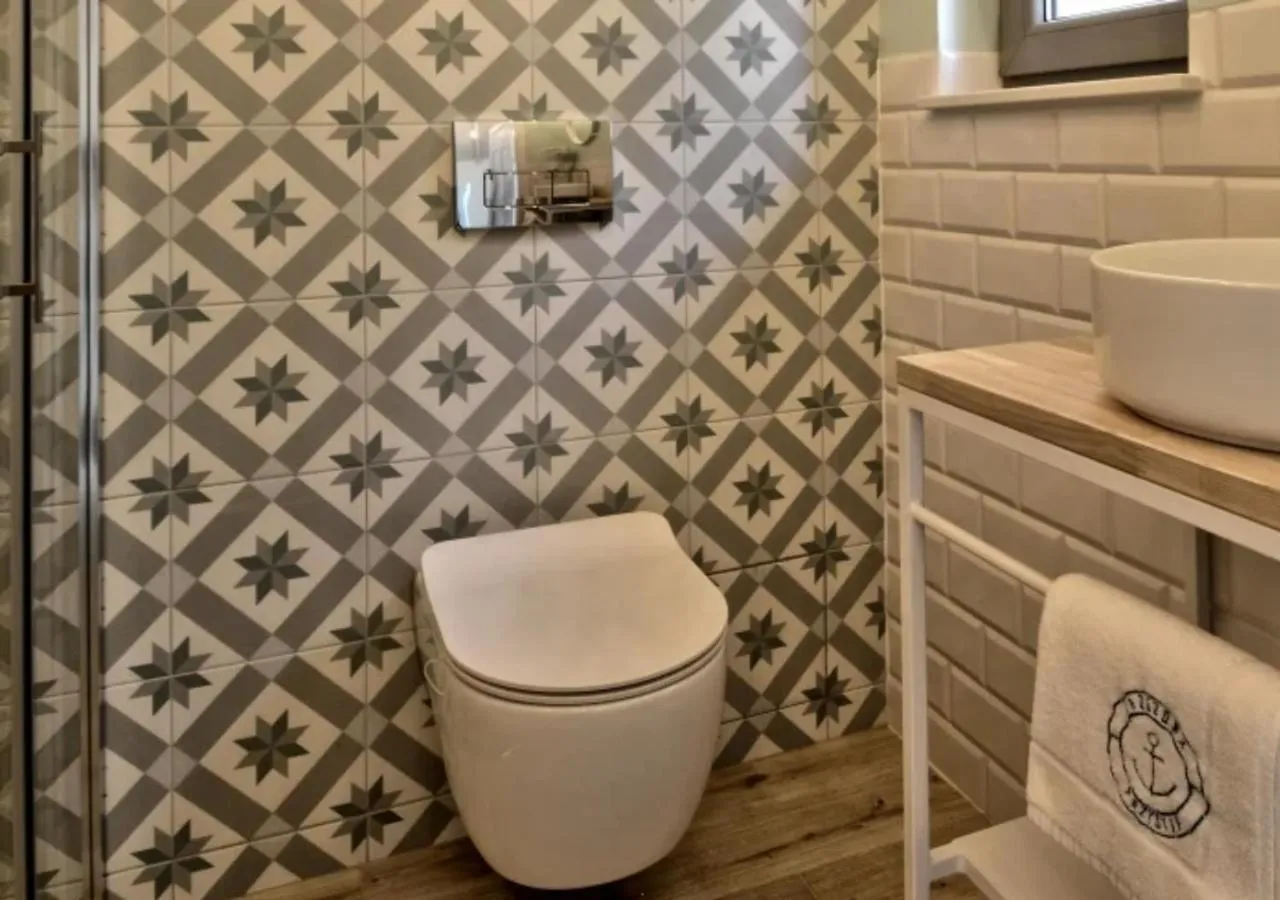 Property logo or sign in KOMFORTOWE DOMKI Brzozowa Przystań nad morzem we Władysławowie