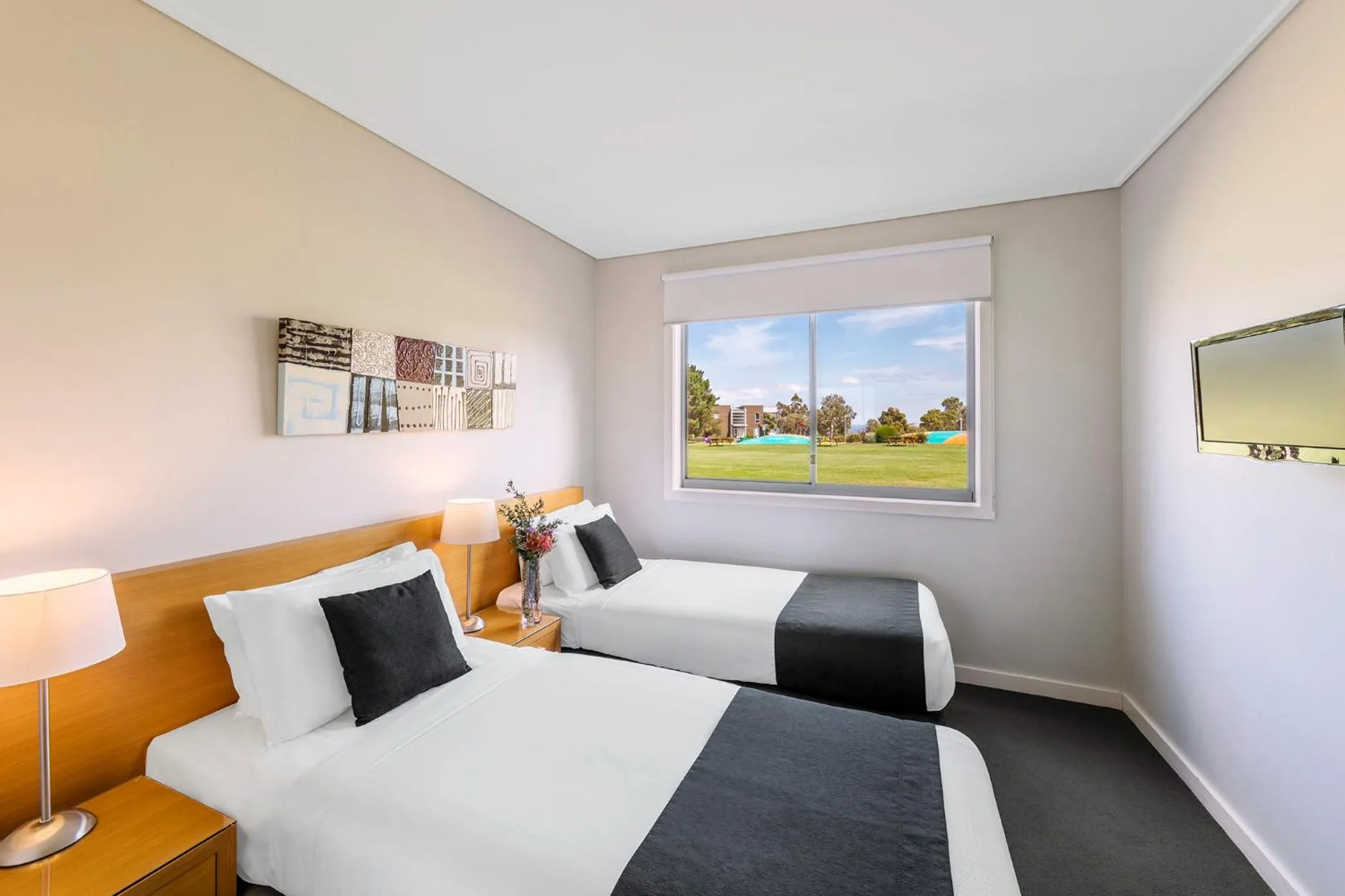 Bedroom, Bed in Silverwater Resort Phillip Island