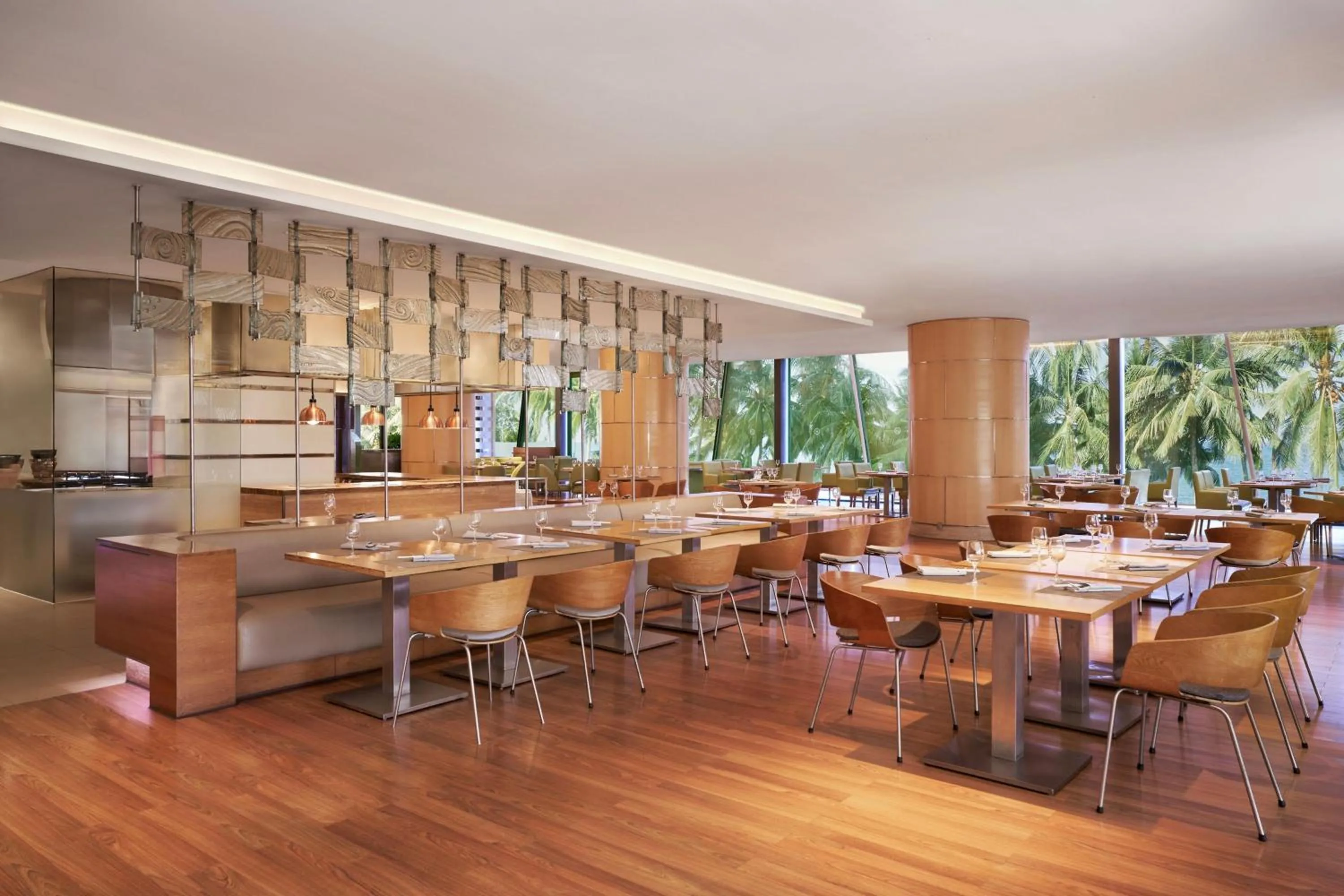 Restaurant/places to eat in Sheraton Nha Trang Hotel & Spa