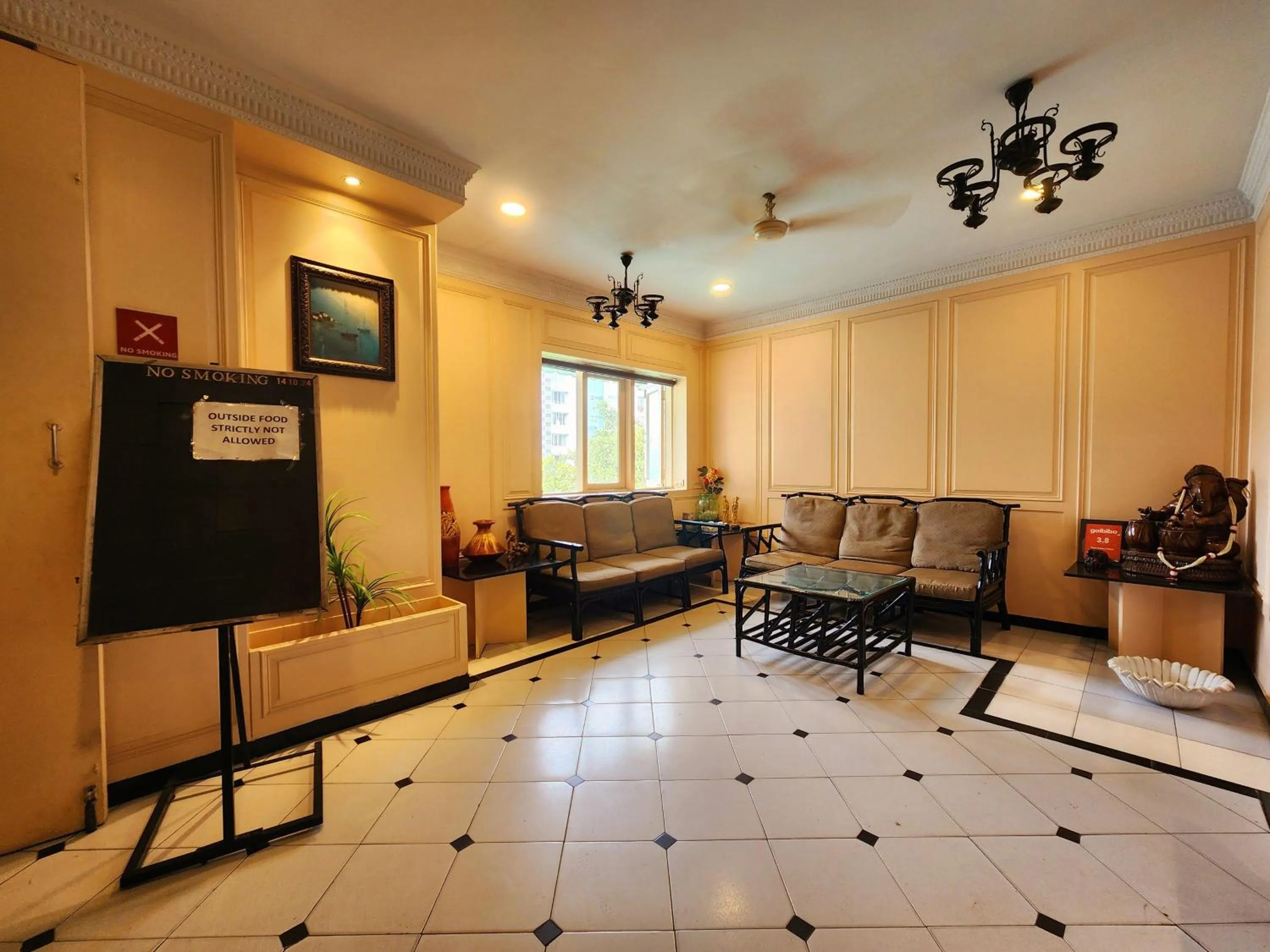 Seating area in Park Palace Hotel