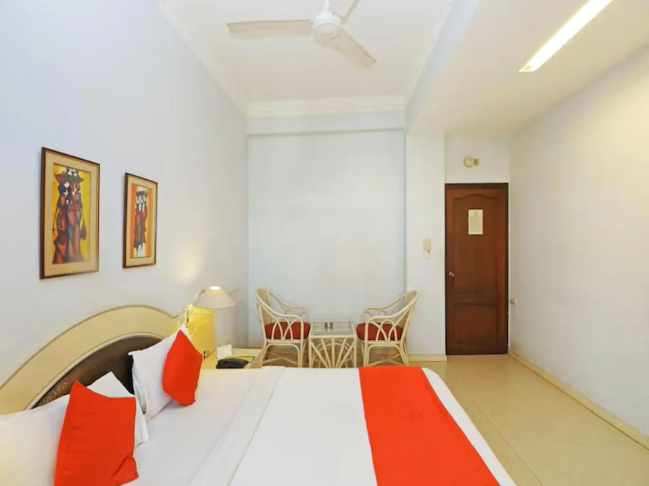 Seating area, Bed in Park Palace Hotel