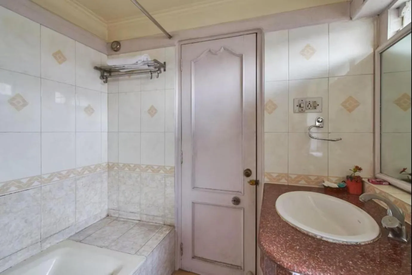 Toilet in Park Palace Hotel