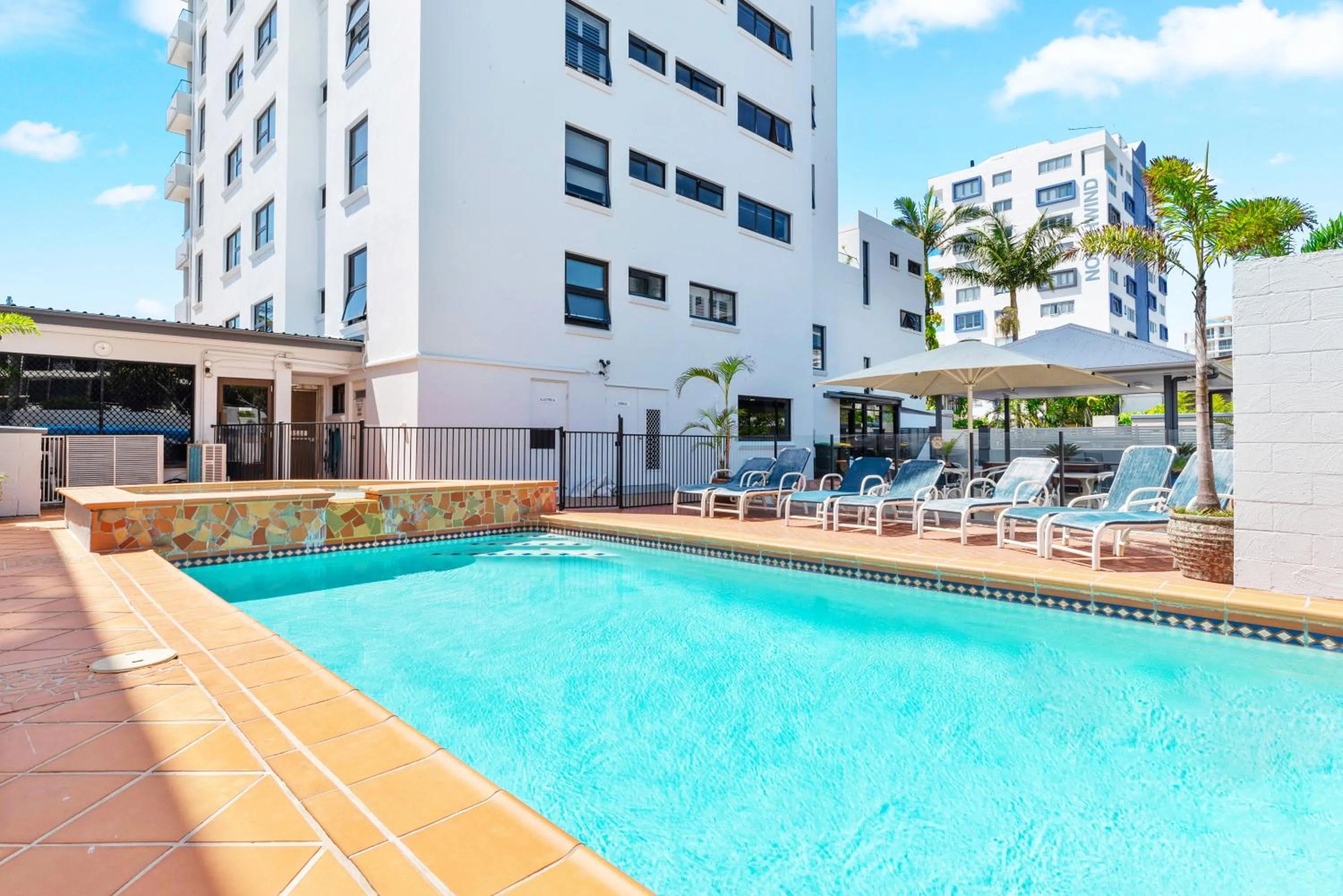 Swimming pool in Windward Apartments