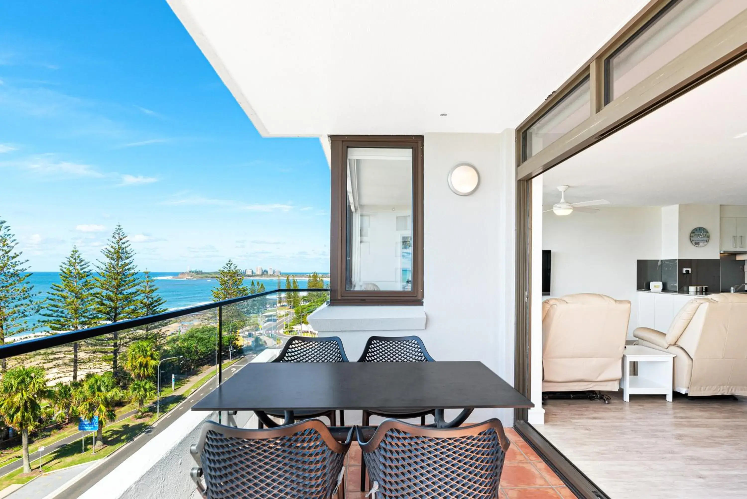 Superior Apartment in Windward Apartments Superior Apartment in Windward Apartments