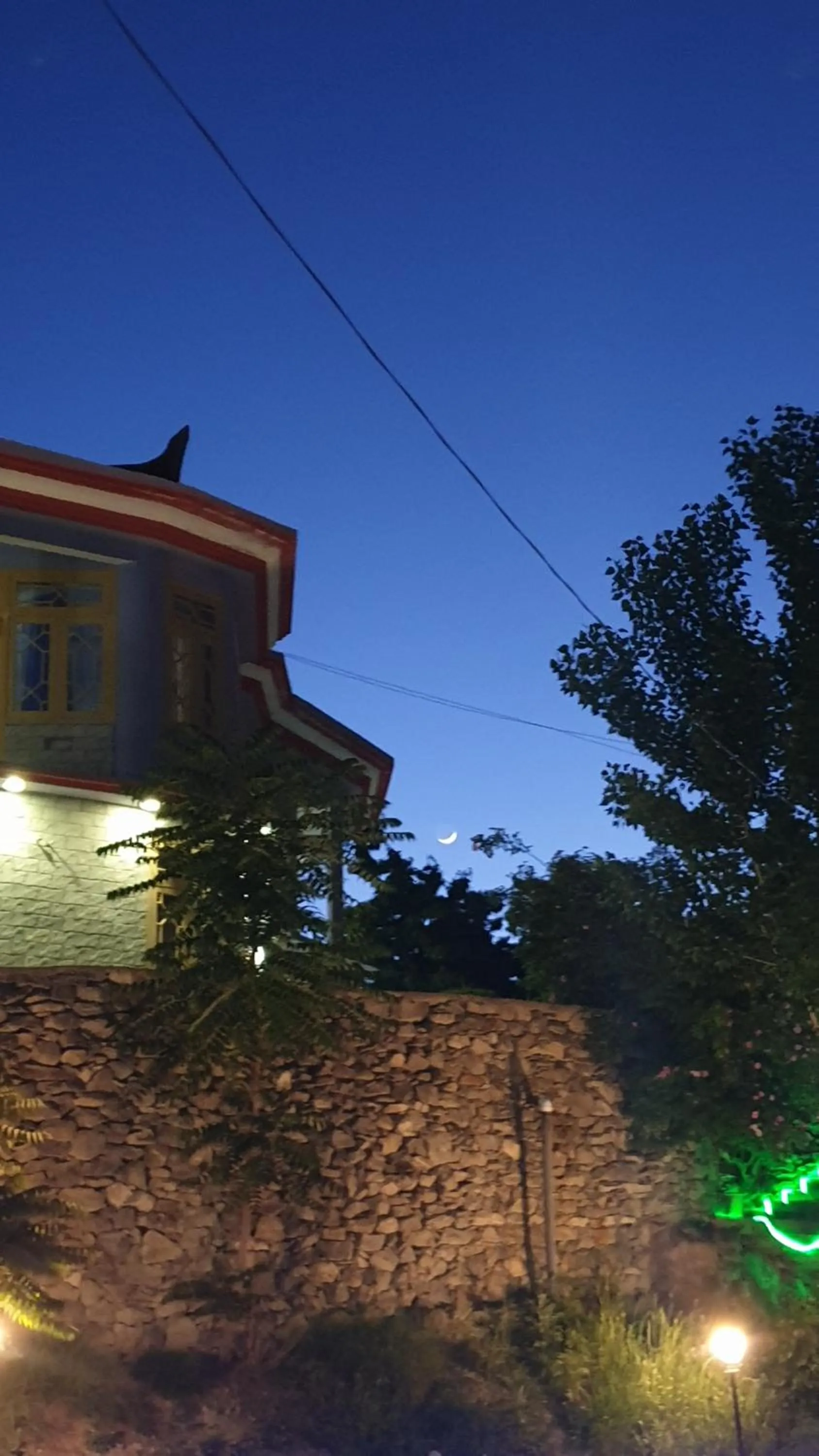 Property building in Hikal Guest House