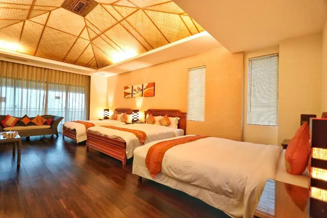 Family Room with Mountain View in The Mudan Family Room with Mountain View in The Mudan