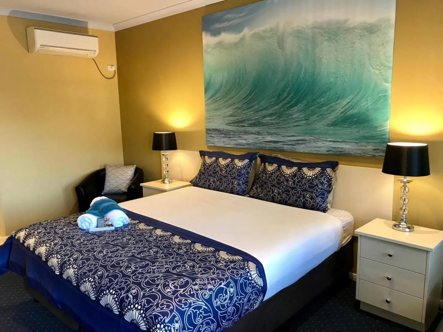 Bedroom, Bed in Kyabram Motor Inn