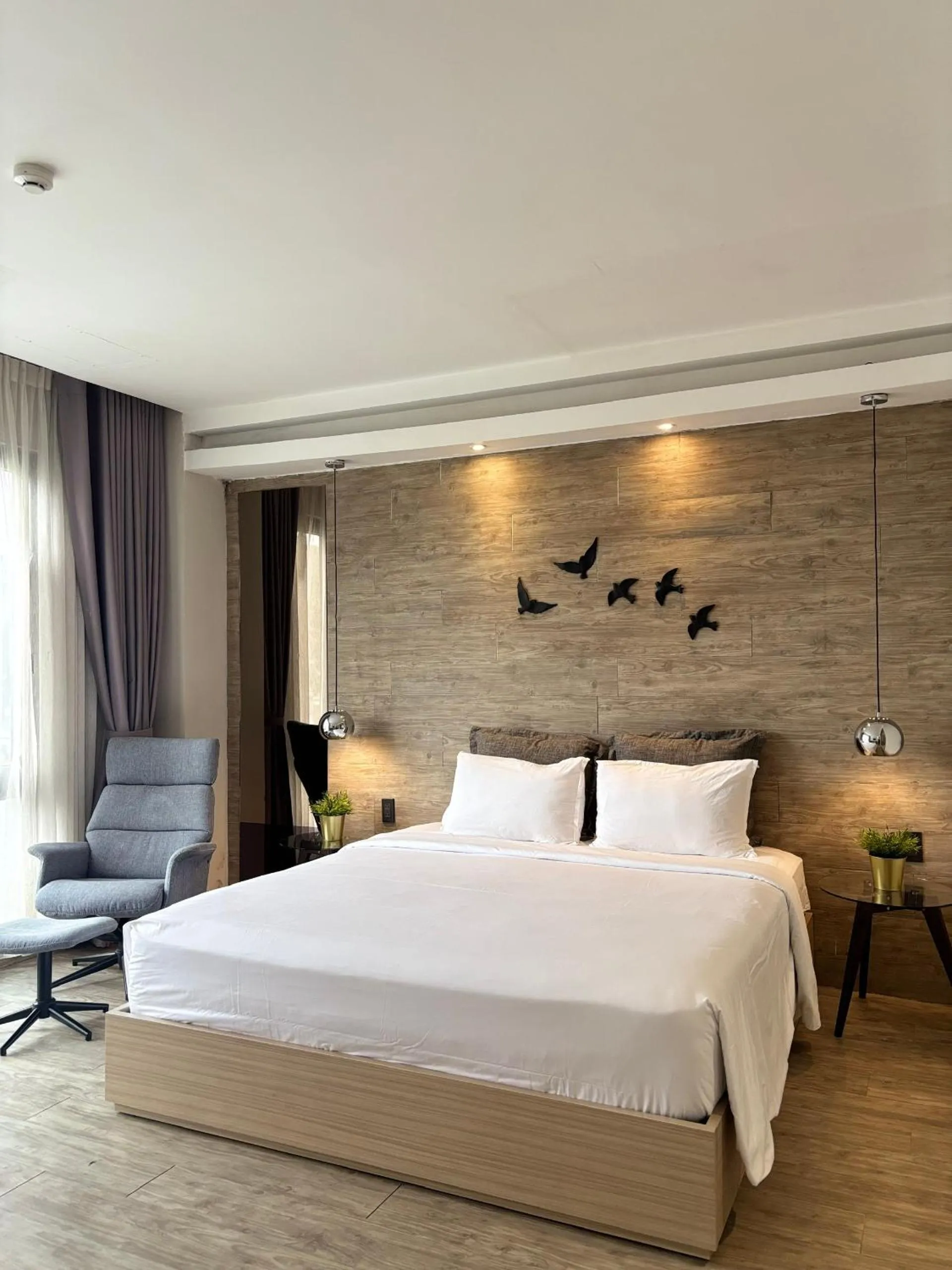 Bed in The Luxe Da Lat