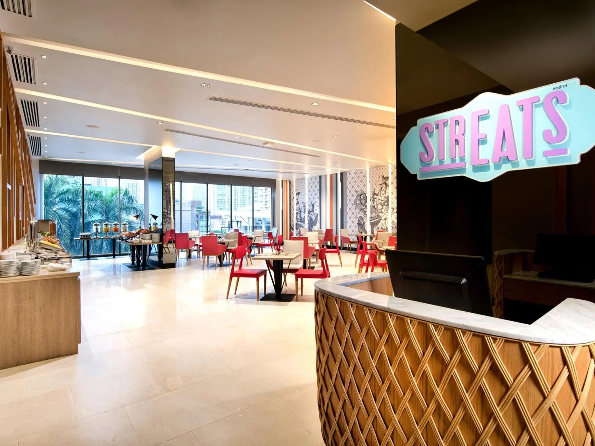 Restaurant/places to eat in ibis Styles Bangkok Sukhumvit 4