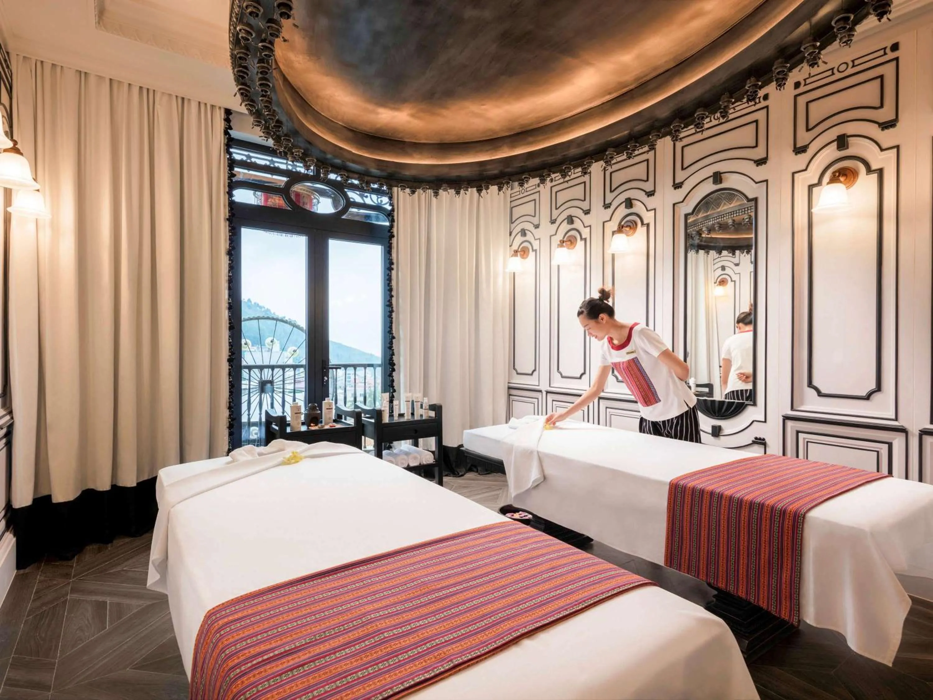 Spa and wellness centre/facilities, Bed in Hotel de la Coupole - MGallery